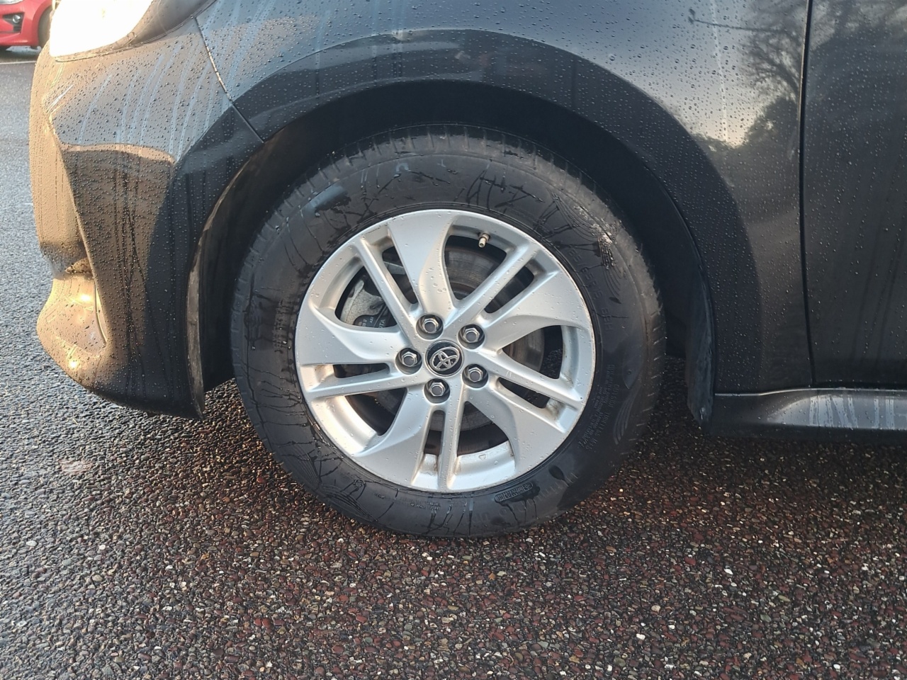 Toyota Yaris 1.5 Hybrid 5Dr Luna