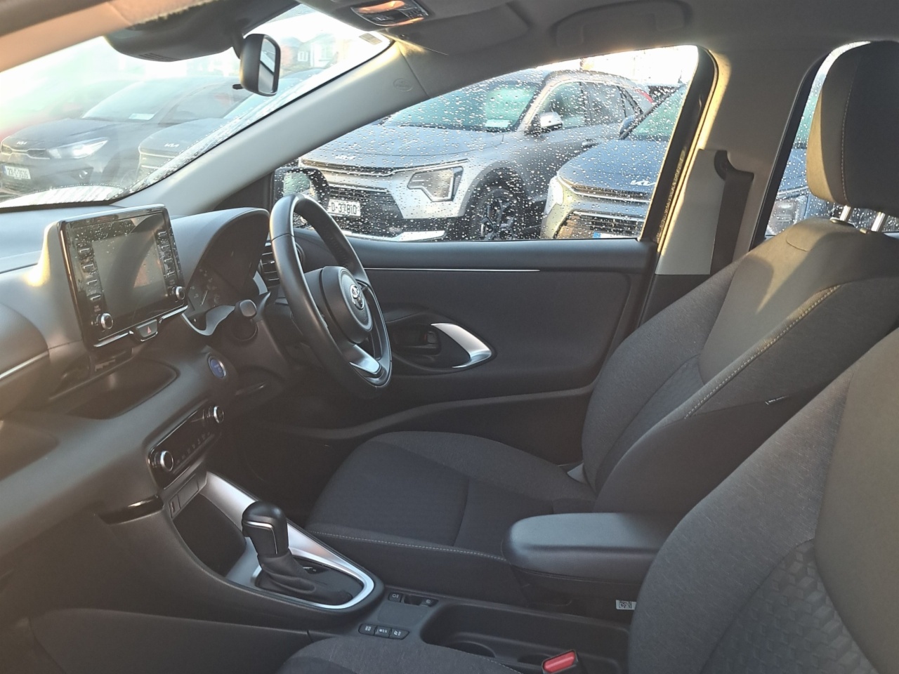 Toyota Yaris 1.5 Hybrid 5Dr Luna