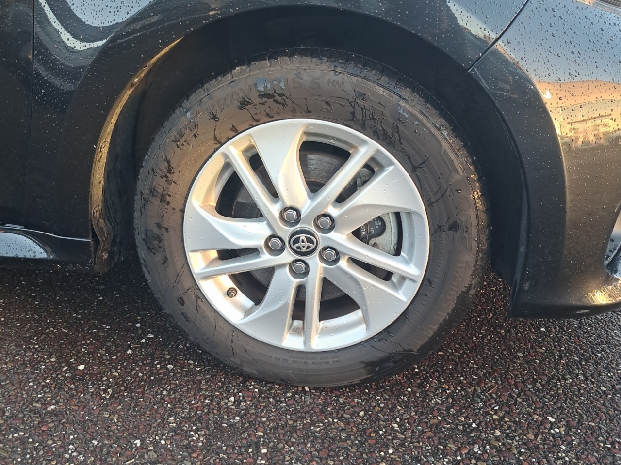 Toyota Yaris 1.5 Hybrid 5Dr Luna