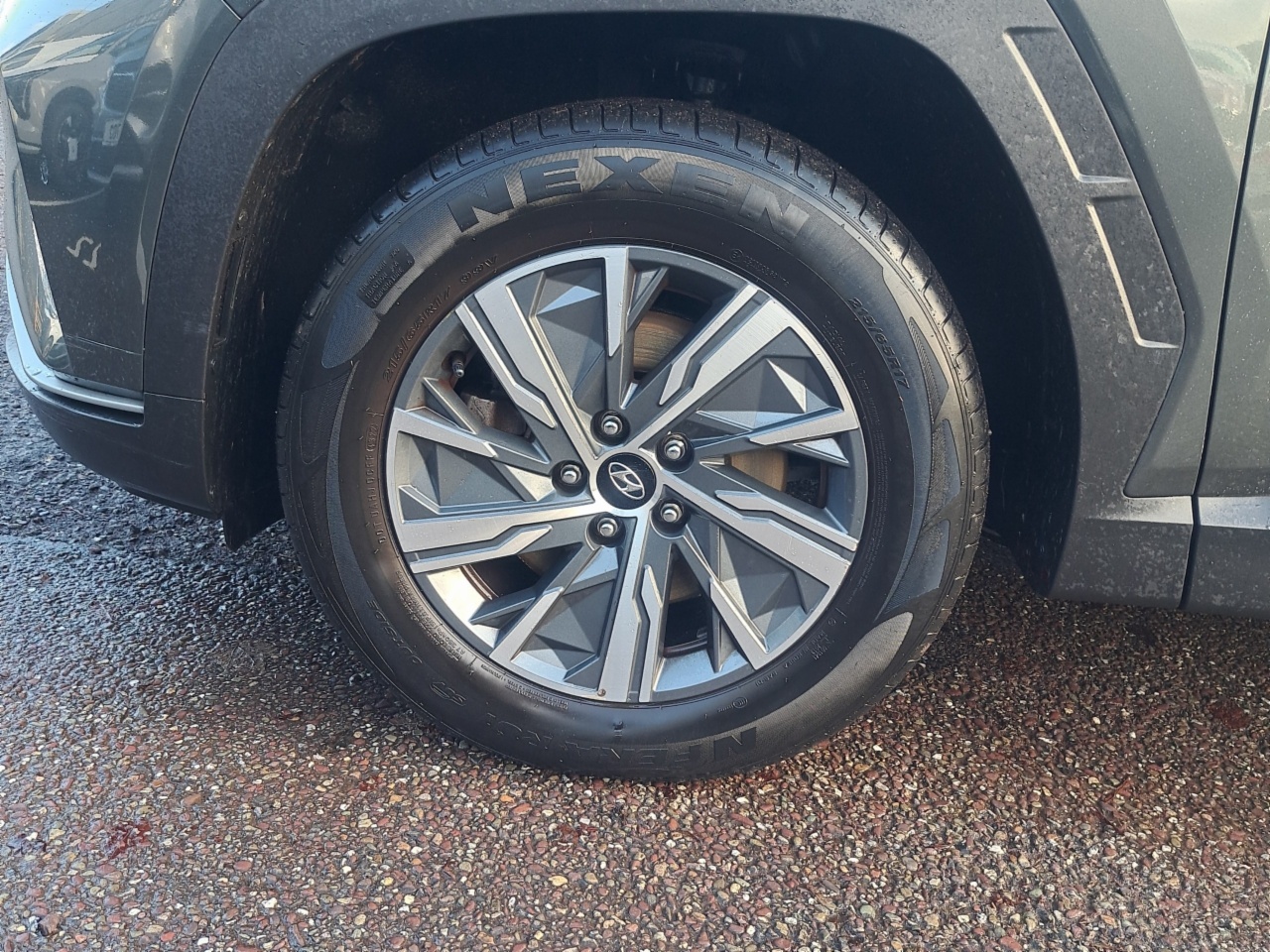 Hyundai Tucson 2WD Executive HEV Auto