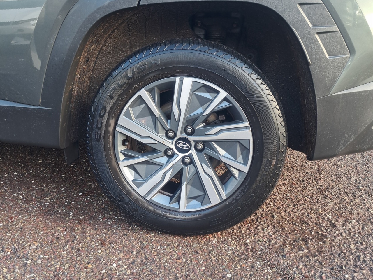 Hyundai Tucson 2WD Executive HEV Auto