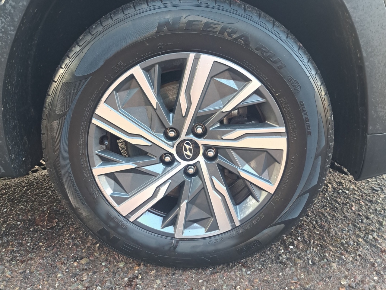 Hyundai Tucson 2WD Executive HEV Auto