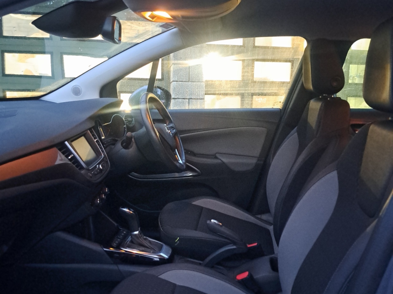 Opel Crossland X 1.2i 130PS 6 Speed Auto SE