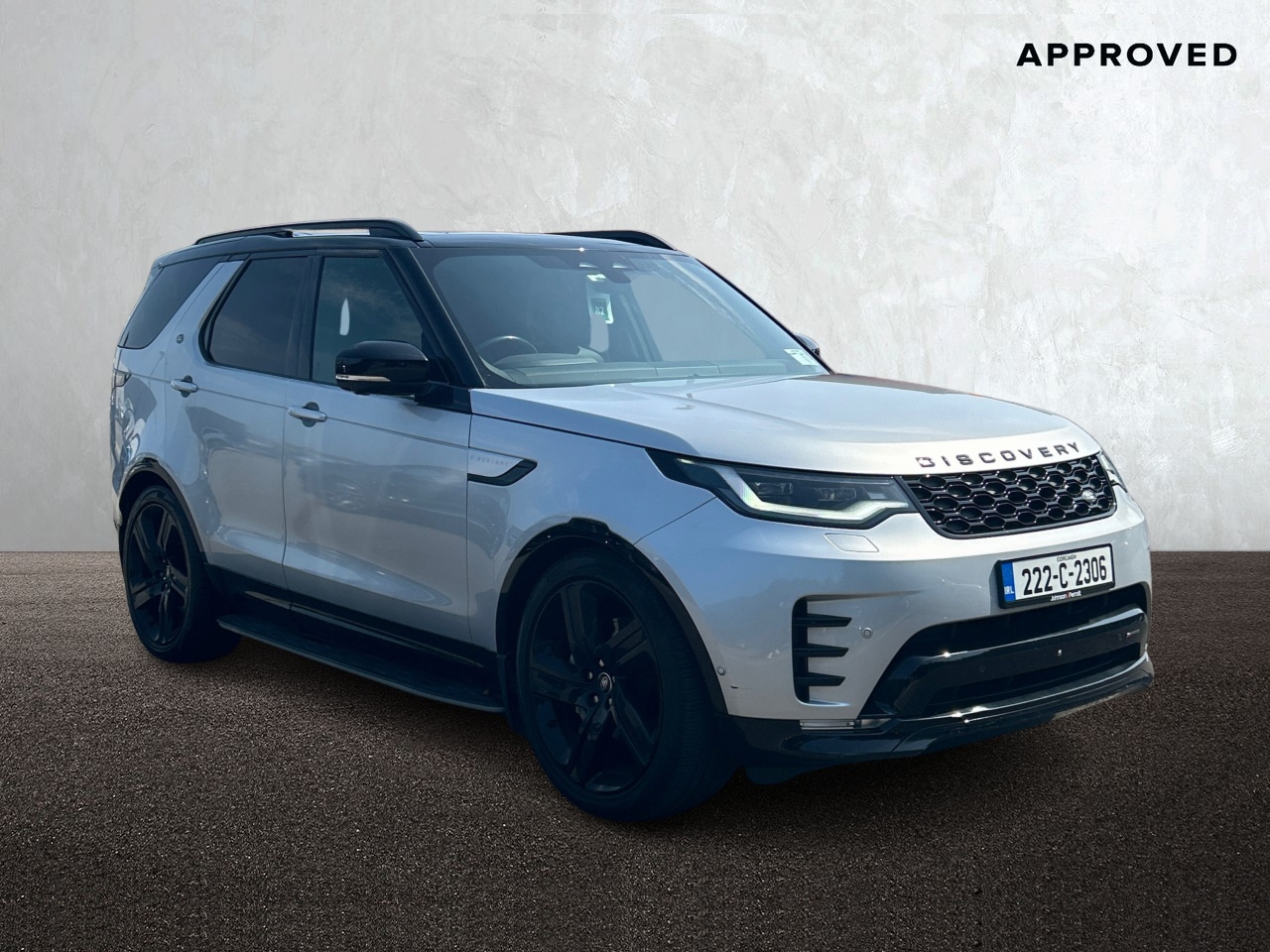 Land Rover Discovery 3.0 SD6 R-Dynamic HSE Commercial (Price Excluding VAT)