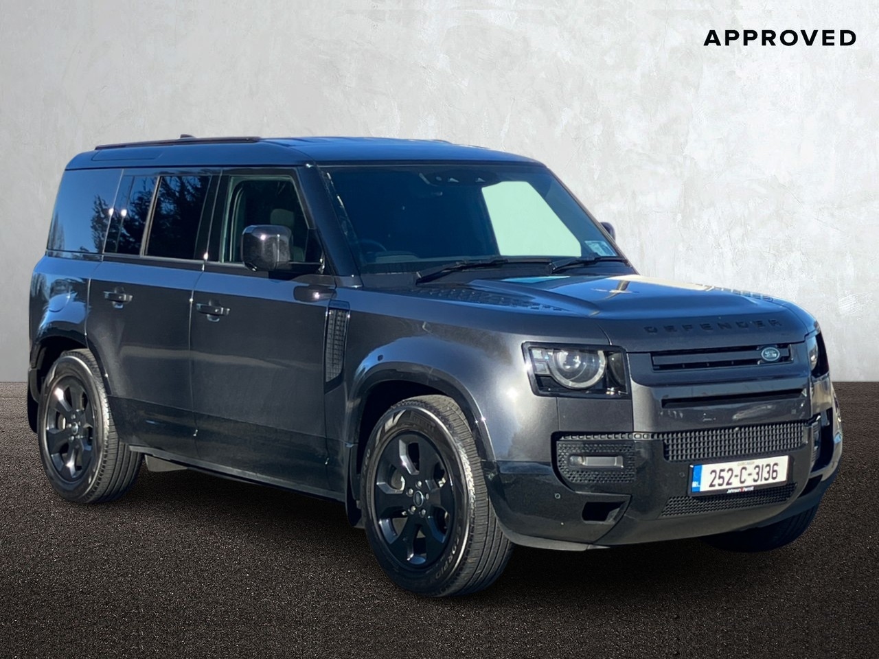 Land Rover Defender DEFENDER 110 3.0 D XD HARD TOP, price excludes VAT (Remainder of 5 Year manufactuer Warranty)