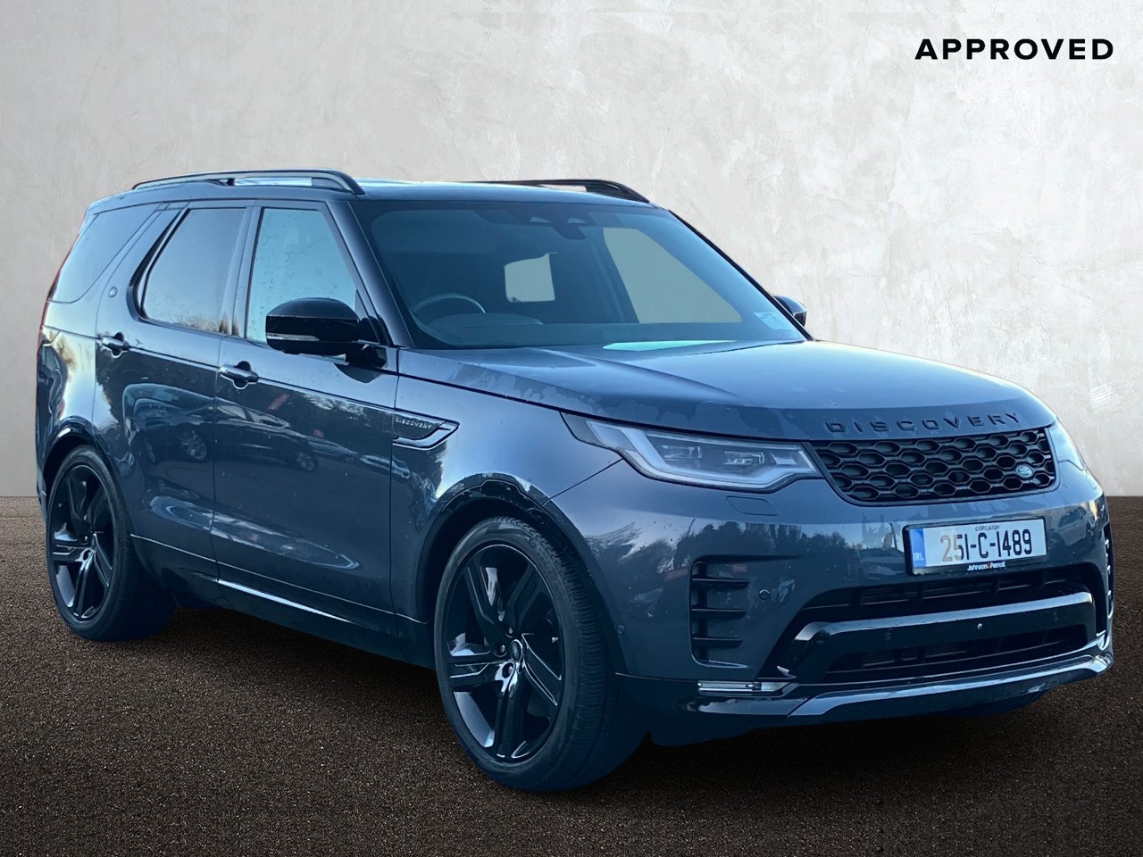 Land Rover Discovery DISCOVERY 3.0 D350 DYNAMIC HS,  price excludes VAT (Remainder of 5 Year manufactuer Warranty)