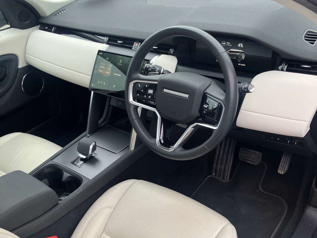 Land Rover Discovery Sport 1.5 I3 PHEV 309 PS AWD S Auto (Land Rover Warranty until 2030)