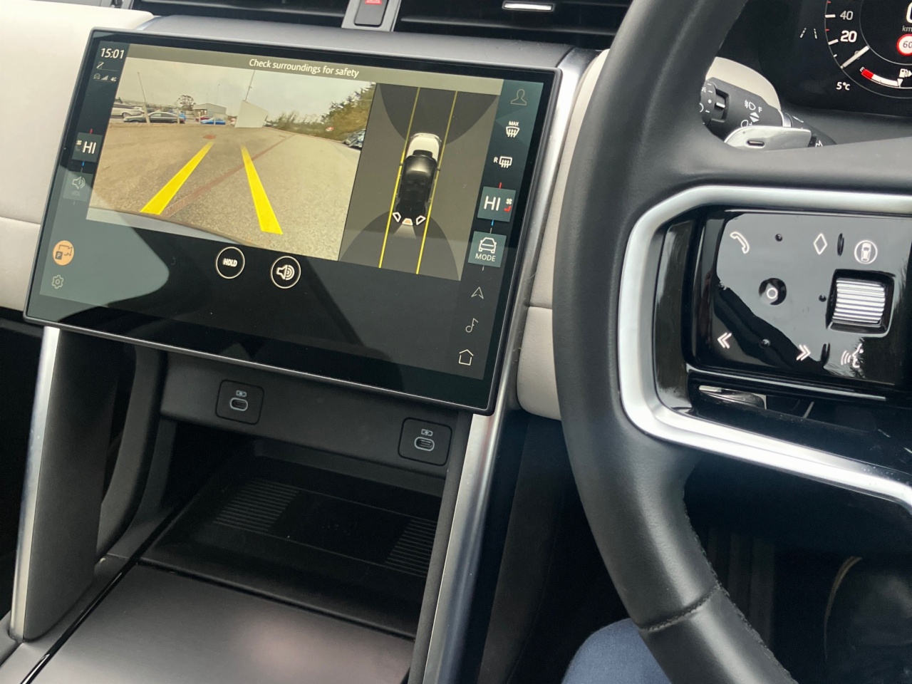 Land Rover Discovery Sport 1.5 I3 PHEV 309 PS AWD S Auto (Land Rover Warranty until 2030)