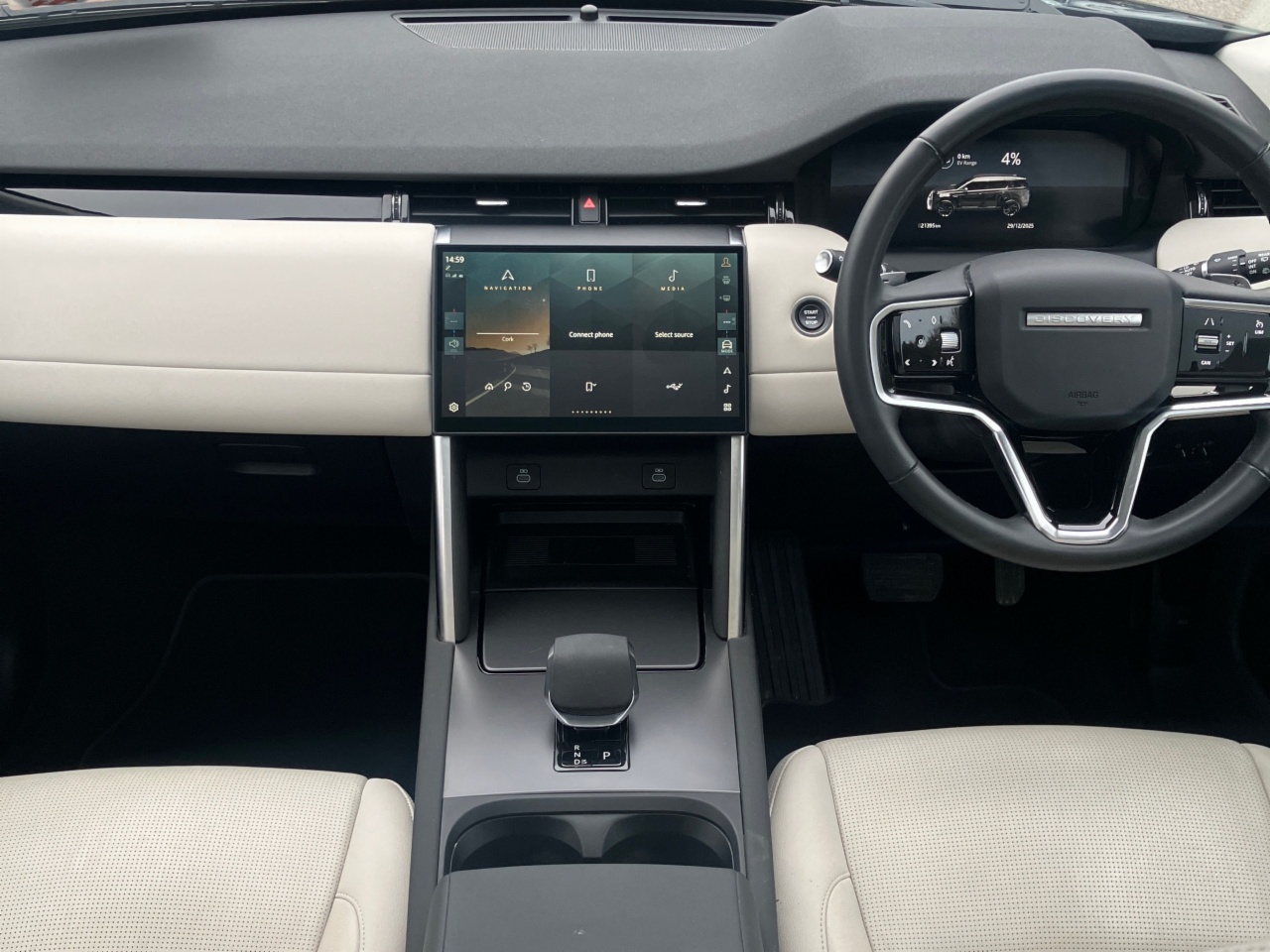 Land Rover Discovery Sport 1.5 I3 PHEV 309 PS AWD S Auto (Land Rover Warranty until 2030)