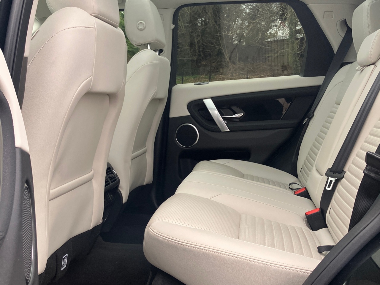 Land Rover Discovery Sport 1.5 I3 PHEV 309 PS AWD S Auto (Land Rover Warranty until 2030)