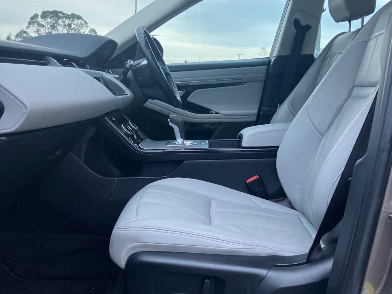 Land Rover Range Rover Evoque 2.0D I4 150 PS AWD Auto Standard