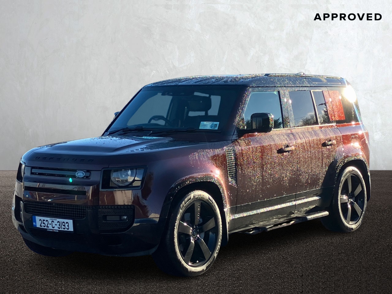 Land Rover Defender 110 2.0 Si4 PHEV 300 PS Sedona Edition (Remainder of 5 year Warranty)