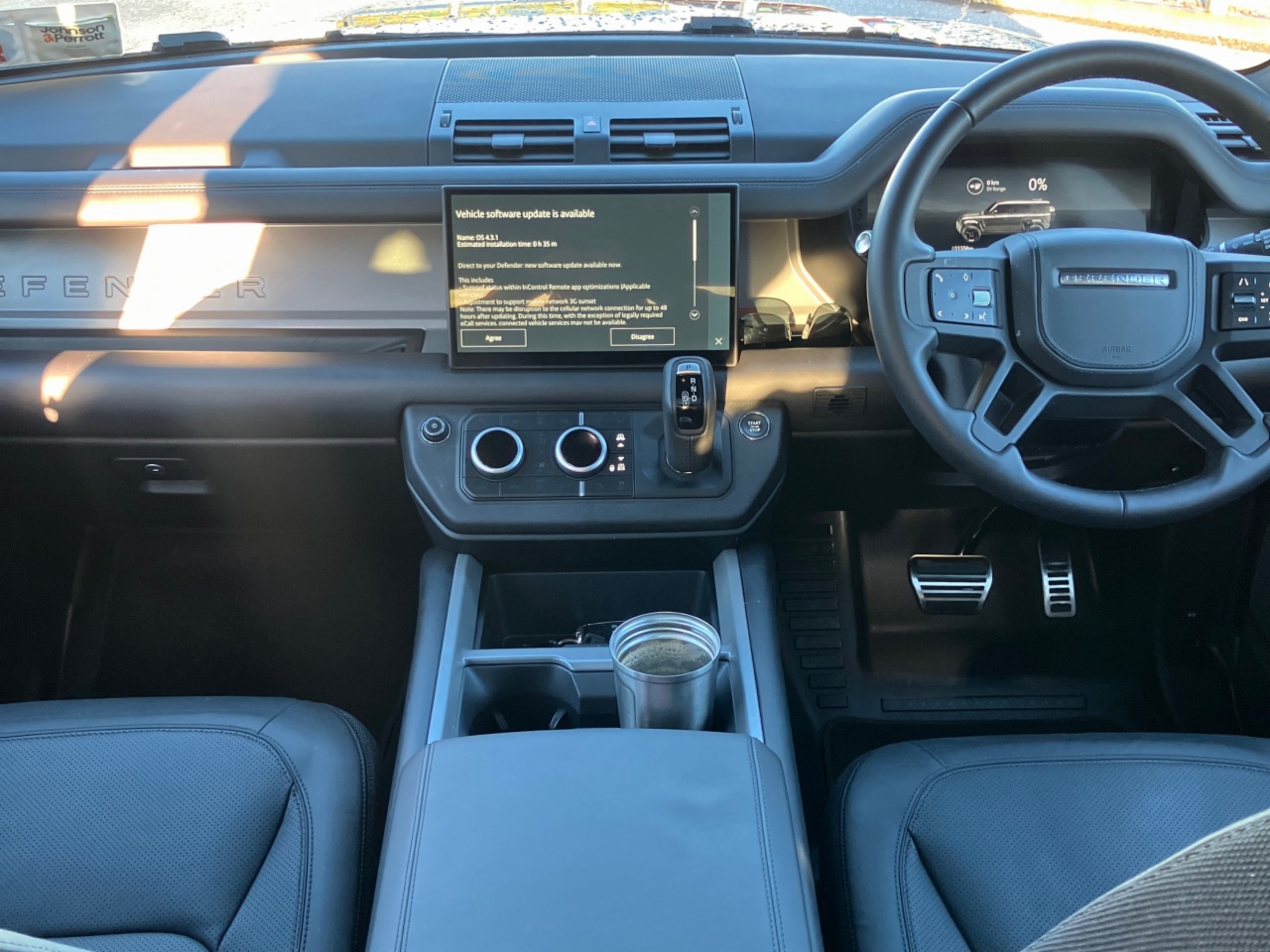 Land Rover Defender 110 2.0 Si4 PHEV 300 PS Sedona Edition (Remainder of 5 year Warranty)