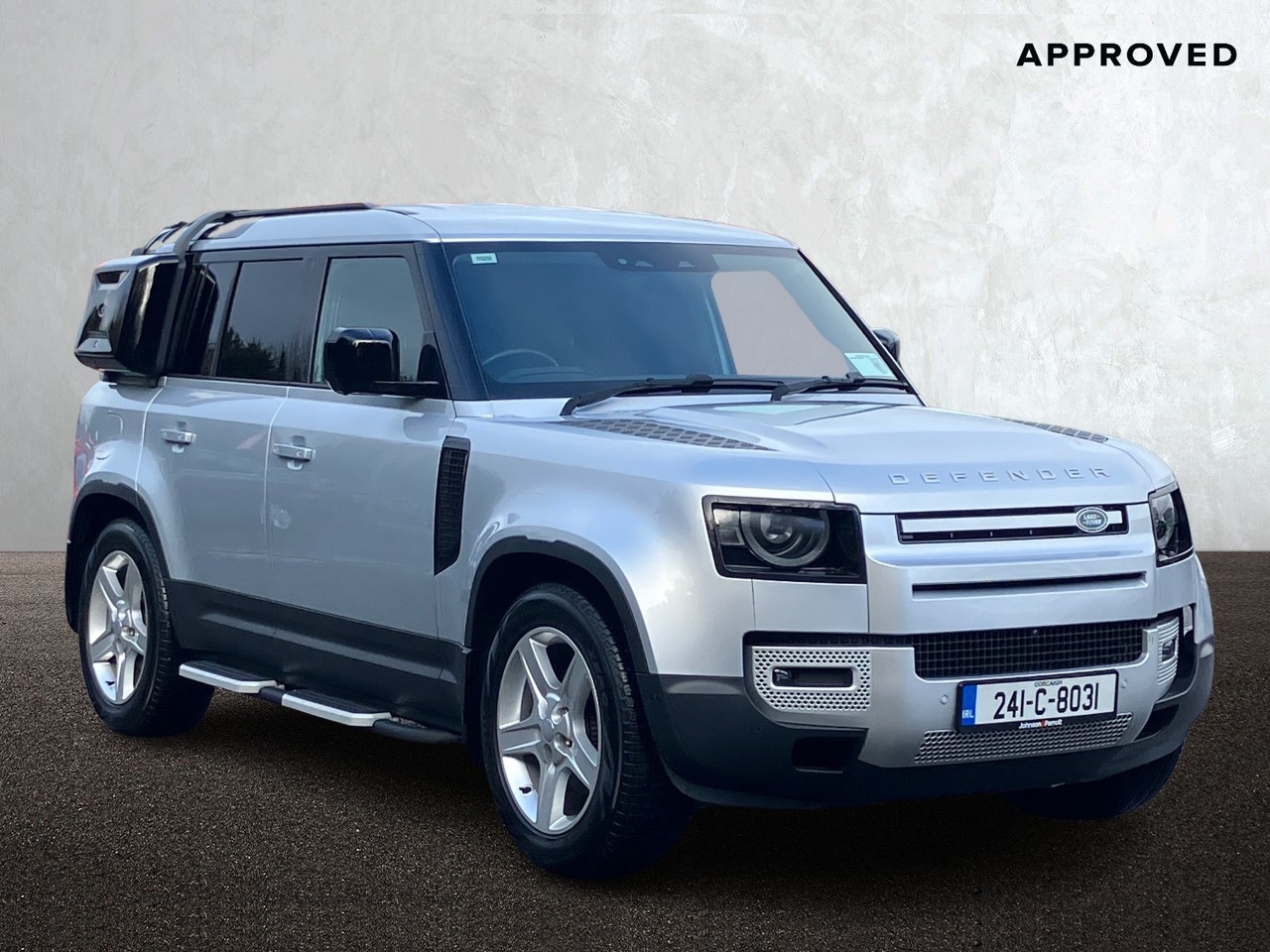 Land Rover Defender DEFENDER 110 3.0 D HARD TOP SE (Remainder of 5 Manufacturer Warranty)