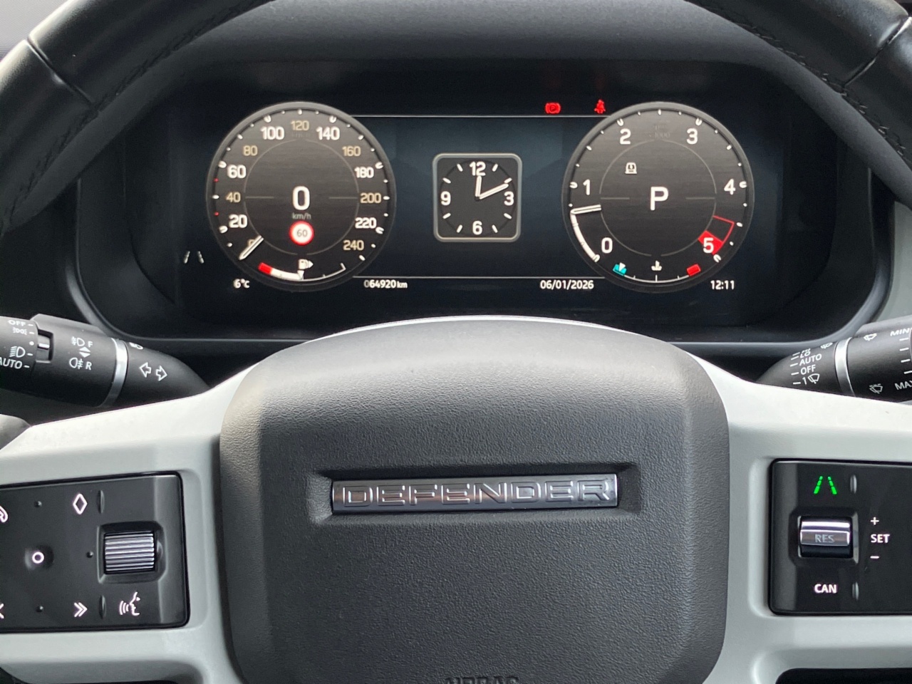 Land Rover Defender DEFENDER 110 3.0 D HARD TOP SE (Remainder of 5 Manufacturer Warranty)