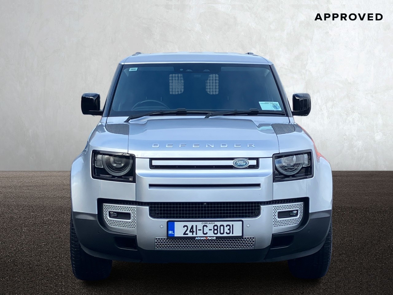 Land Rover Defender DEFENDER 110 3.0 D HARD TOP SE (Remainder of 5 Manufacturer Warranty)