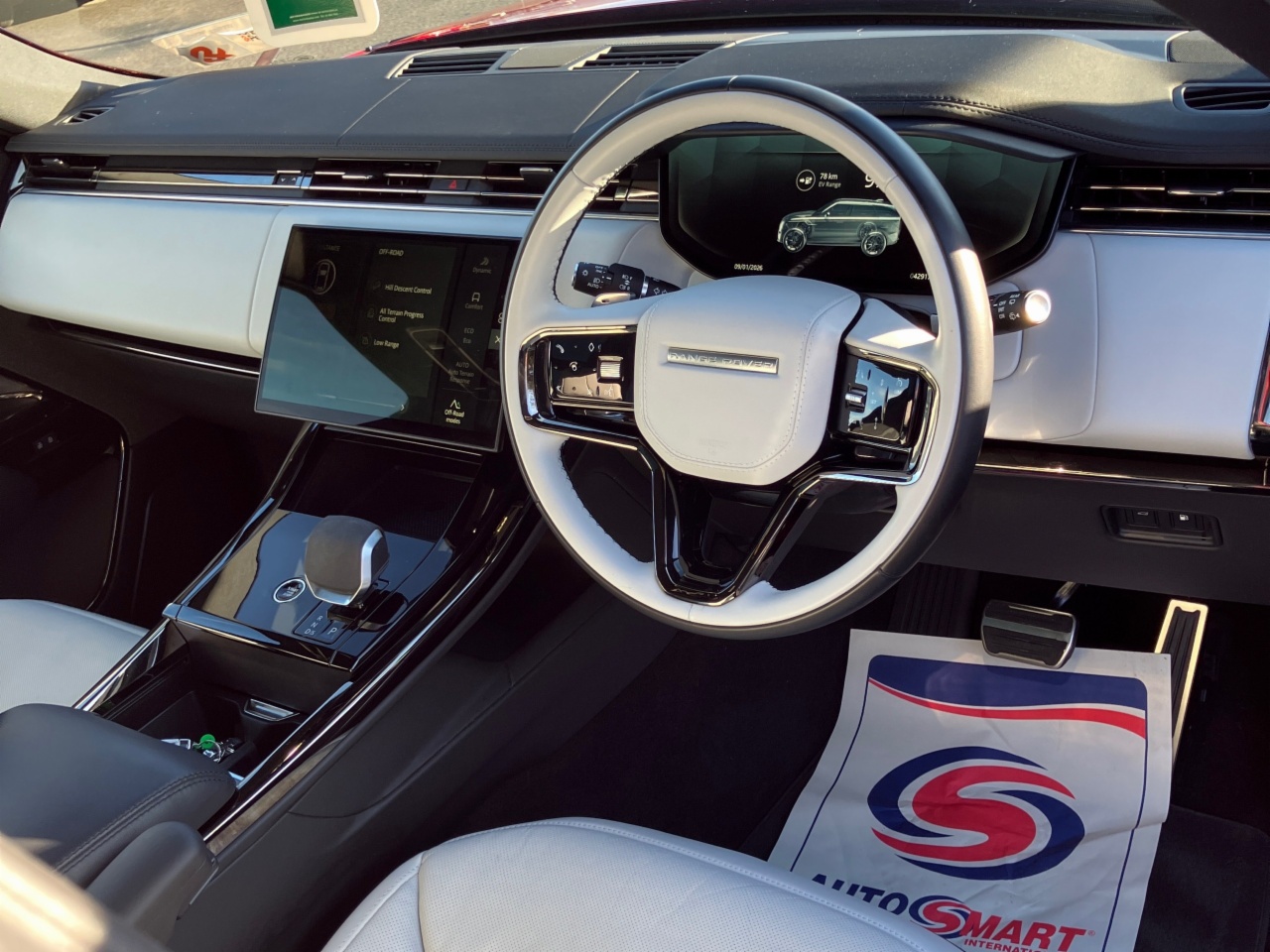 Land Rover Range Rover Sport 3.0 Si4 PHEV 460PS AWD Auto Dynamic SE (Land Rover Warranty until 2029)