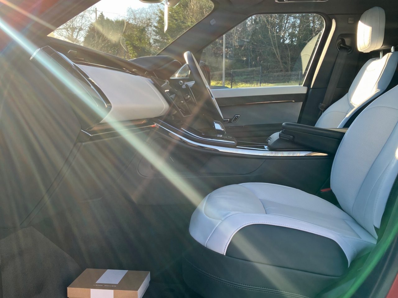 Land Rover Range Rover Sport 3.0 Si4 PHEV 460PS AWD Auto Dynamic SE (Land Rover Warranty until 2029)