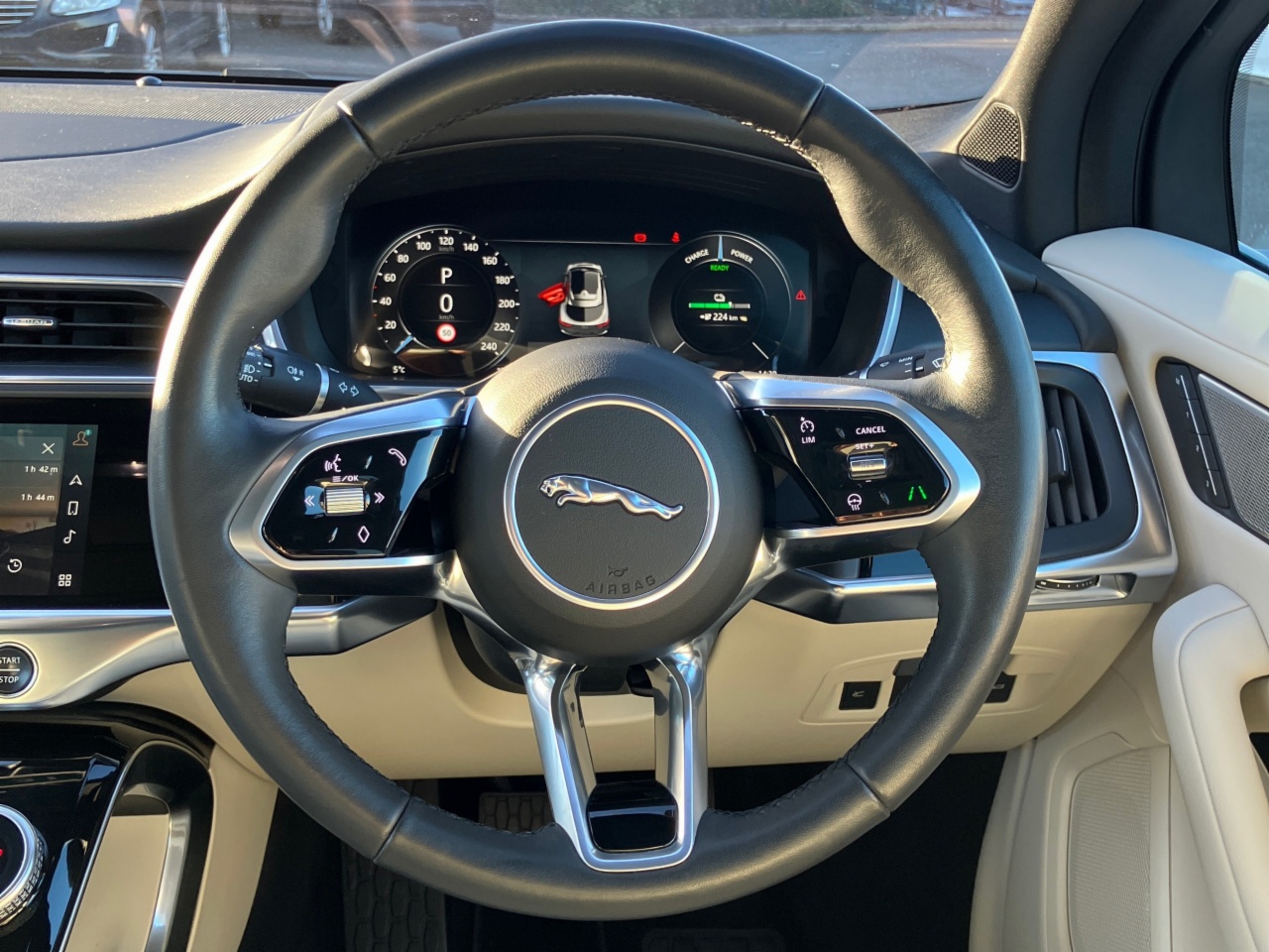 Jaguar I-Pace EV400 Auto Black Edition (Remainder of 5 year Manufacturer Warranty)