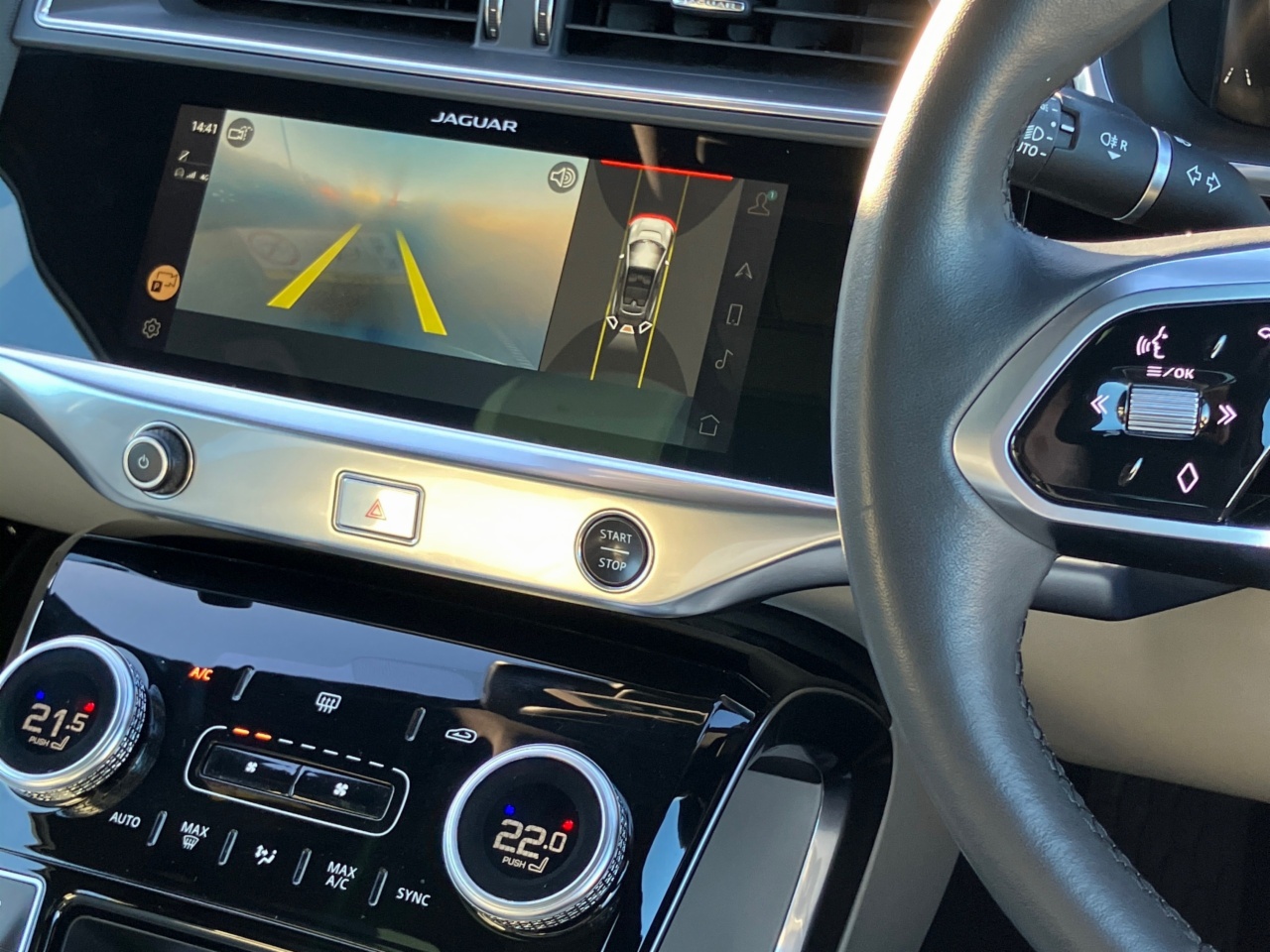 Jaguar I-Pace EV400 Auto Black Edition (Remainder of 5 year Manufacturer Warranty)