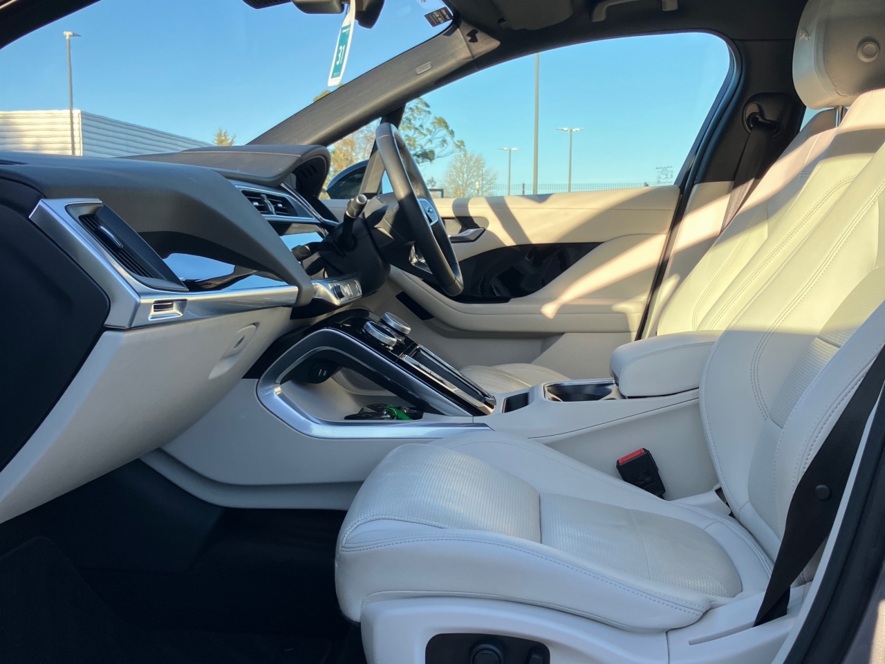 Jaguar I-Pace EV400 Auto Black Edition (Remainder of 5 year Manufacturer Warranty)