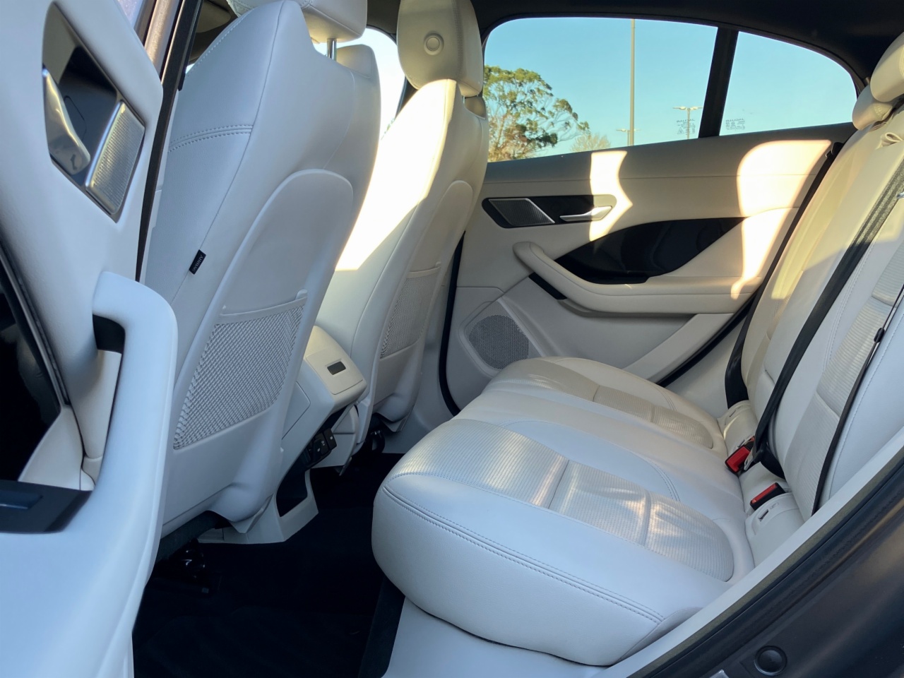 Jaguar I-Pace EV400 Auto Black Edition (Remainder of 5 year Manufacturer Warranty)