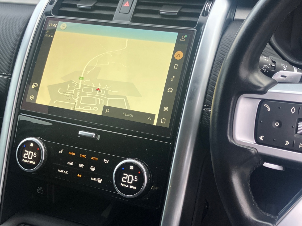 Land Rover Discovery DISCOVERY DISCOVERY 3.0 SD6 R-  (Price Excludes VAT)