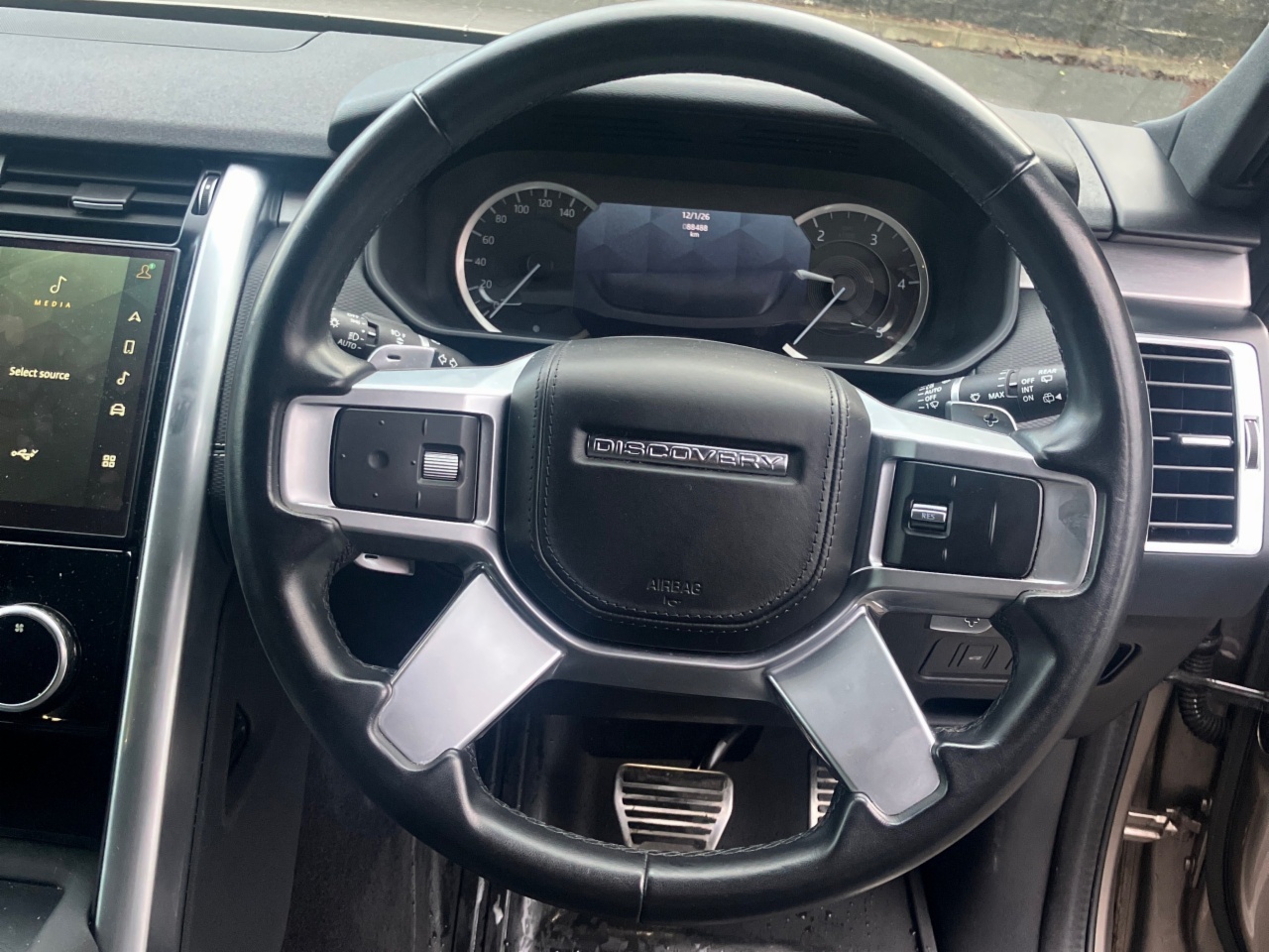 Land Rover Discovery DISCOVERY DISCOVERY 3.0 SD6 R-  (Price Excludes VAT)