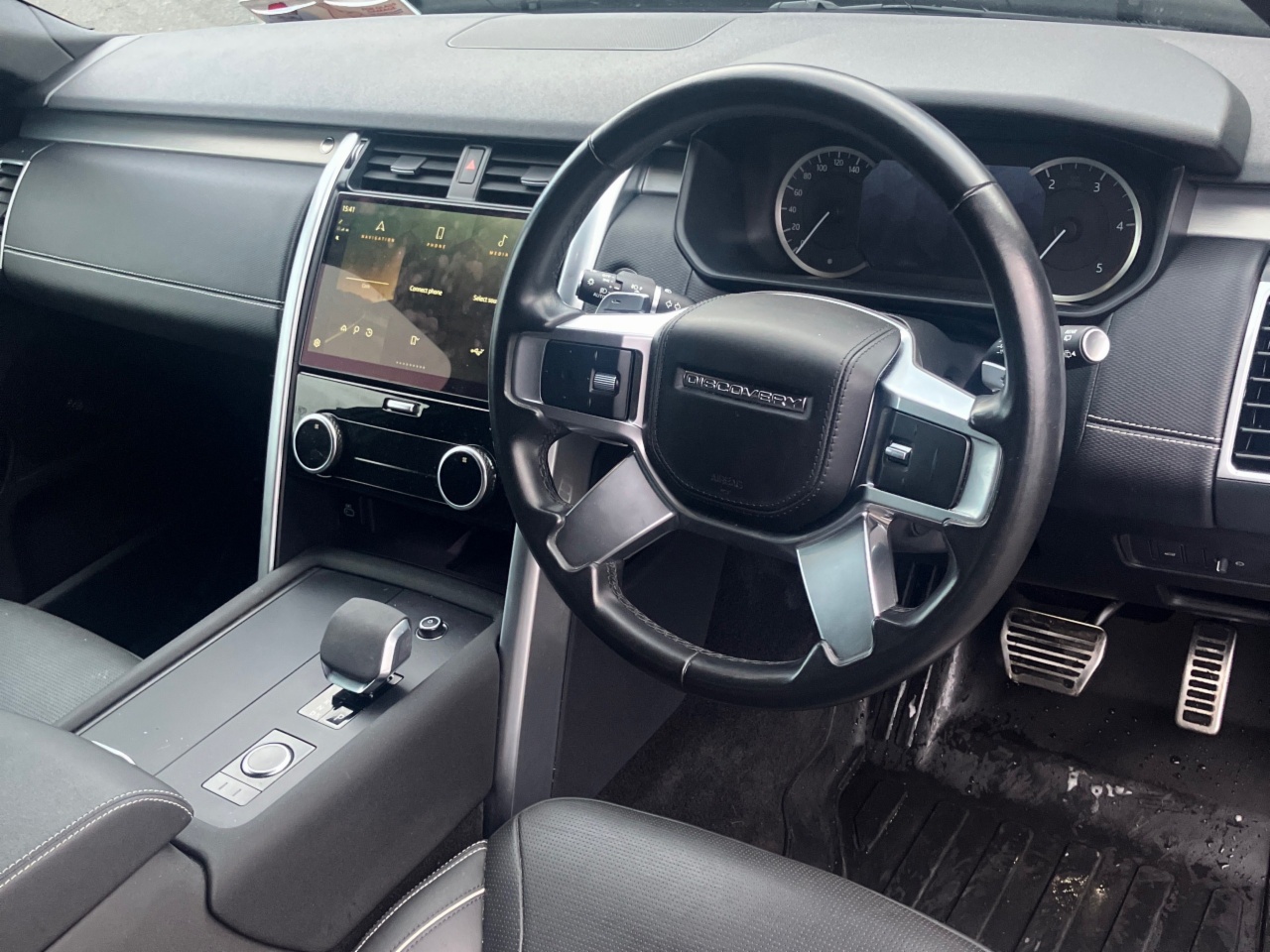 Land Rover Discovery DISCOVERY DISCOVERY 3.0 SD6 R-  (Price Excludes VAT)