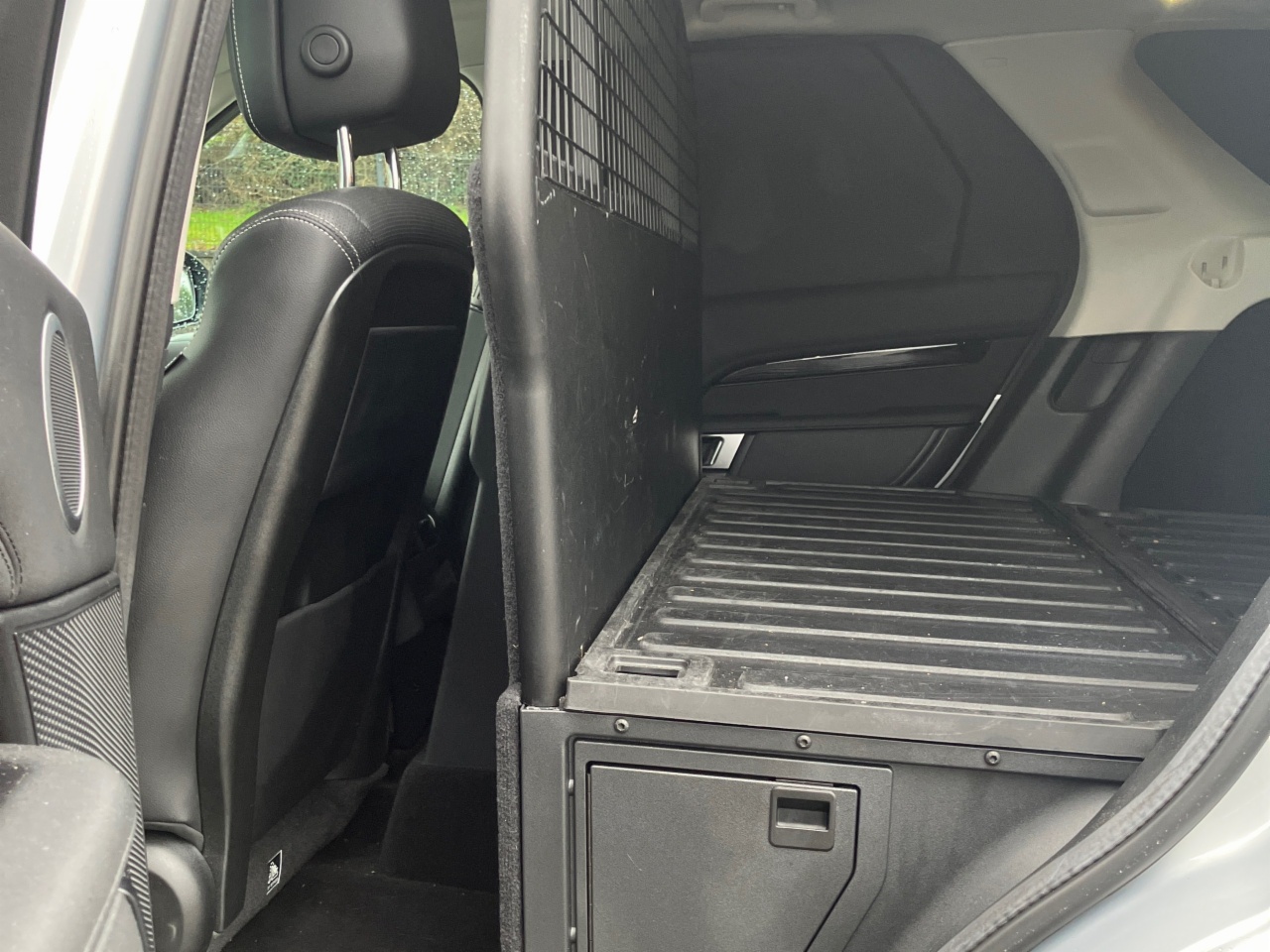 Land Rover Discovery DISCOVERY DISCOVERY 3.0 SD6 SE (Price Excludes VAT)