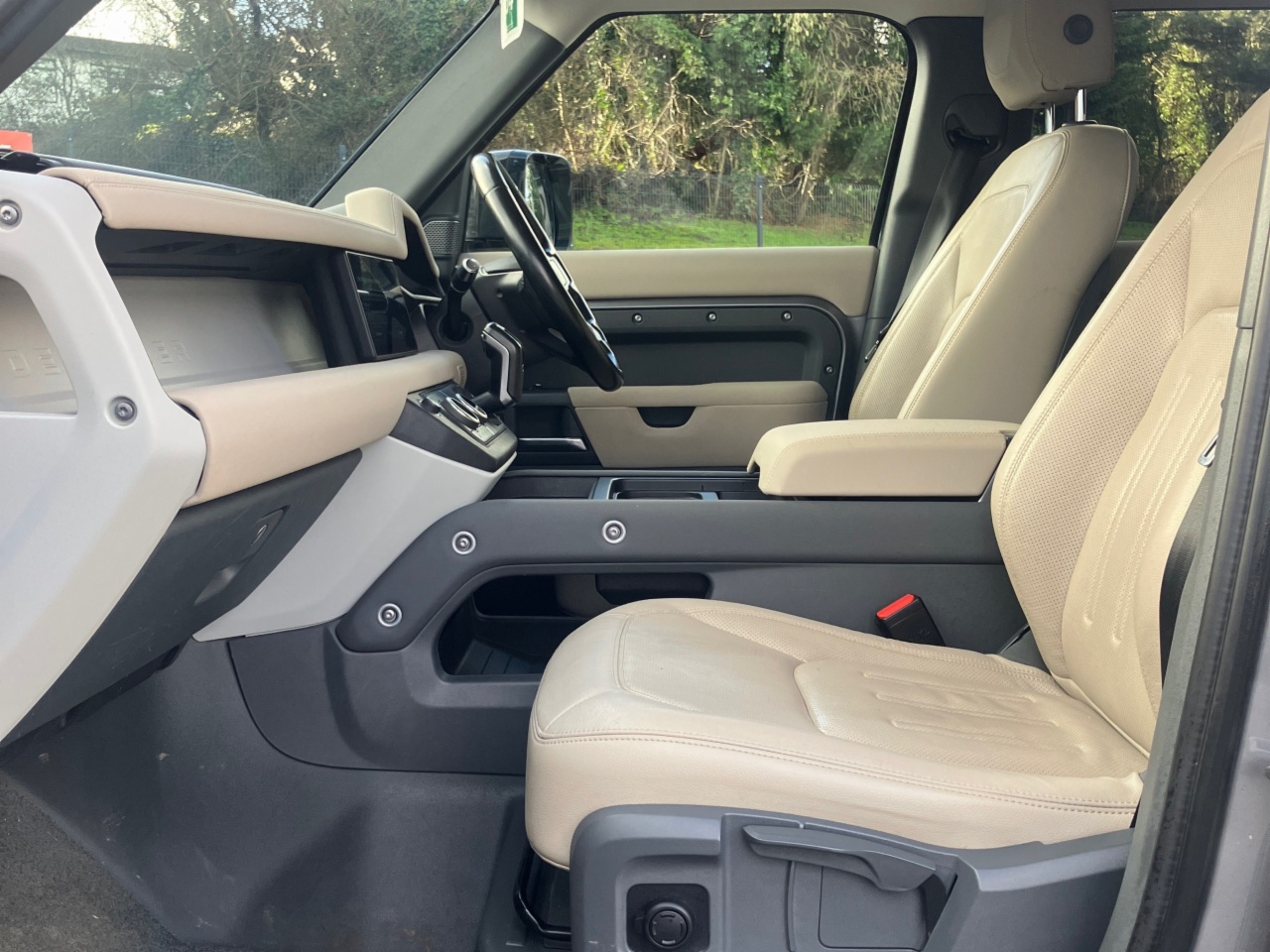 Land Rover Defender 5dr 110 2.0 Si4 PHEV S