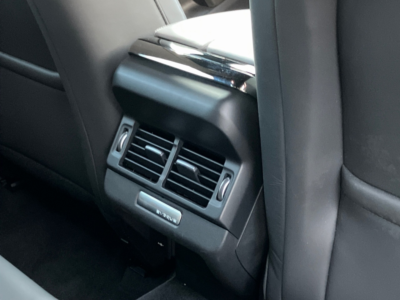 Land Rover Range Rover Evoque 1.5 I3 PHEV 309 PS S  (Remainder of 5 year Manufacturer Warranty)