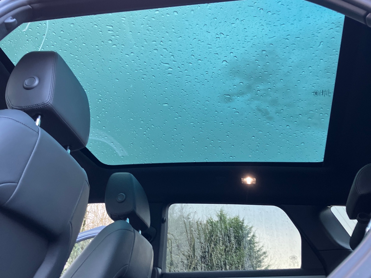 Land Rover Range Rover Evoque 1.5 I3 PHEV 309 PS S  (Remainder of 5 year Manufacturer Warranty)