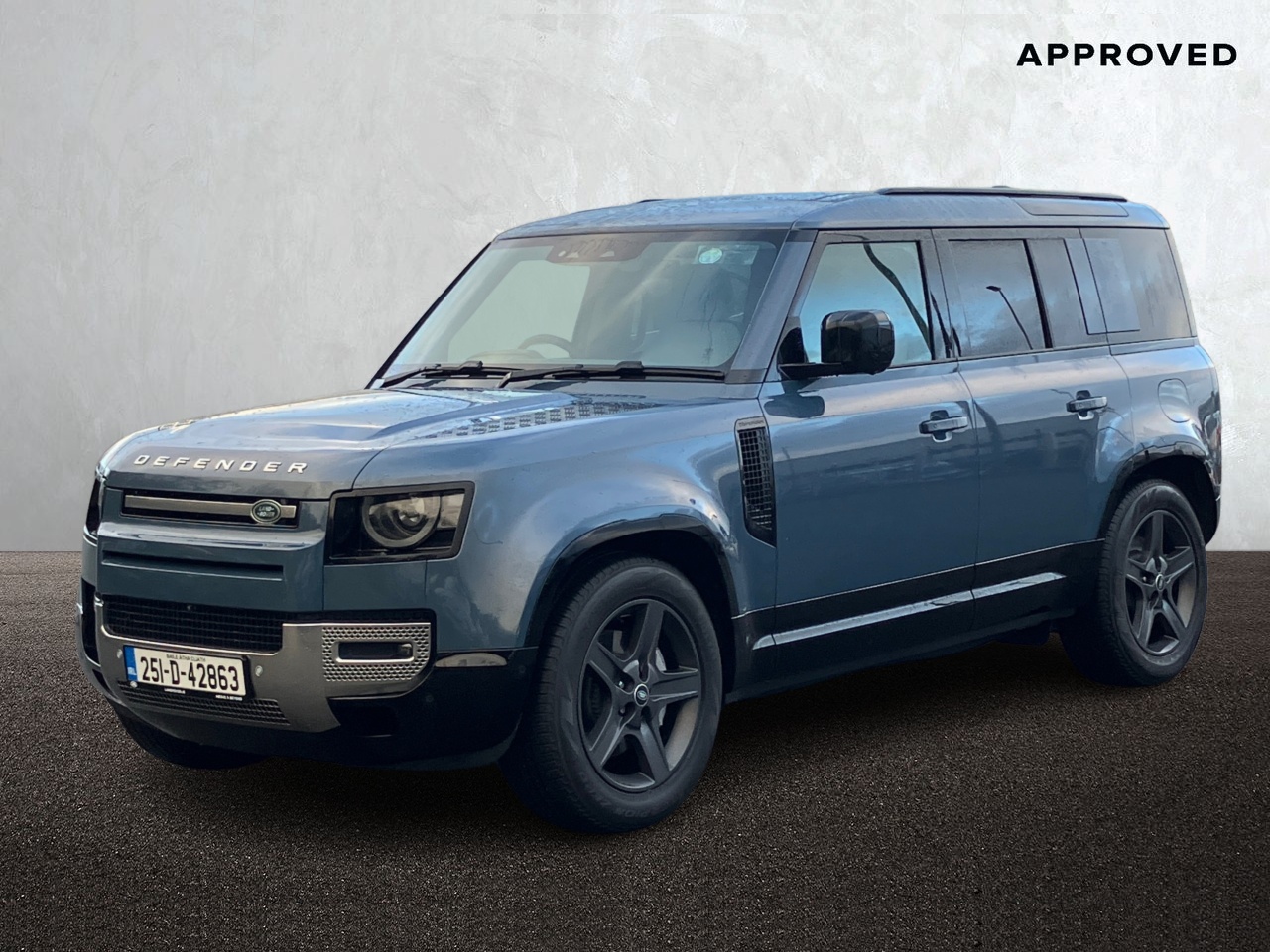 Land Rover Defender 110 2.0 Si4 PHEV 300 PS S Campaign  (Remainder of 5 year Manufacturer Warranty)