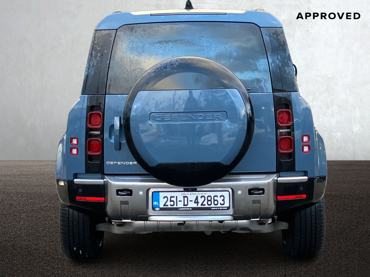 Land Rover Defender 110 2.0 Si4 PHEV 300 PS S Campaign  (Remainder of 5 year Manufacturer Warranty)