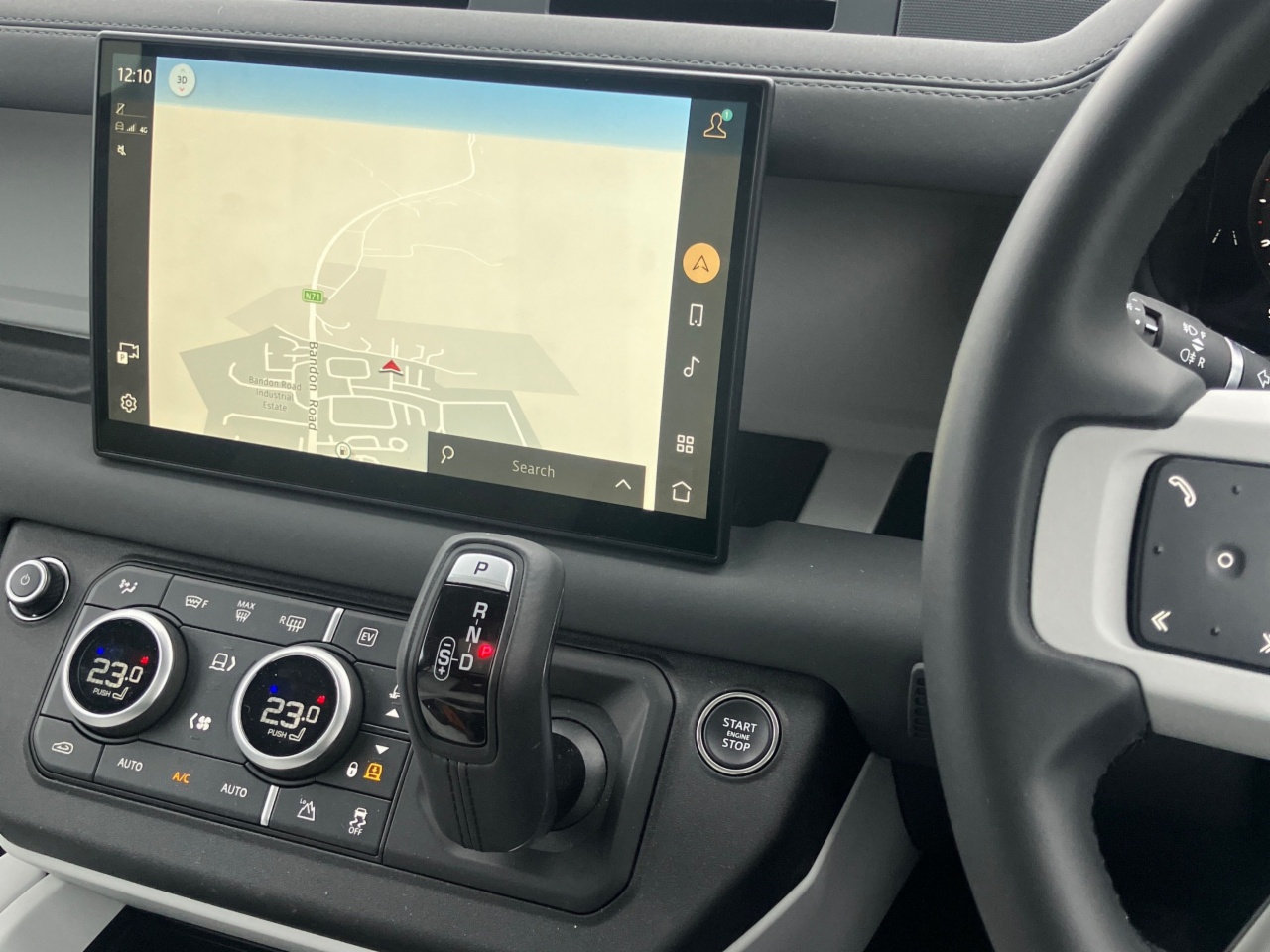 Land Rover Defender 110 2.0 Si4 PHEV 300 PS S Campaign (Remainder of 5 year manufacturer Warranty)