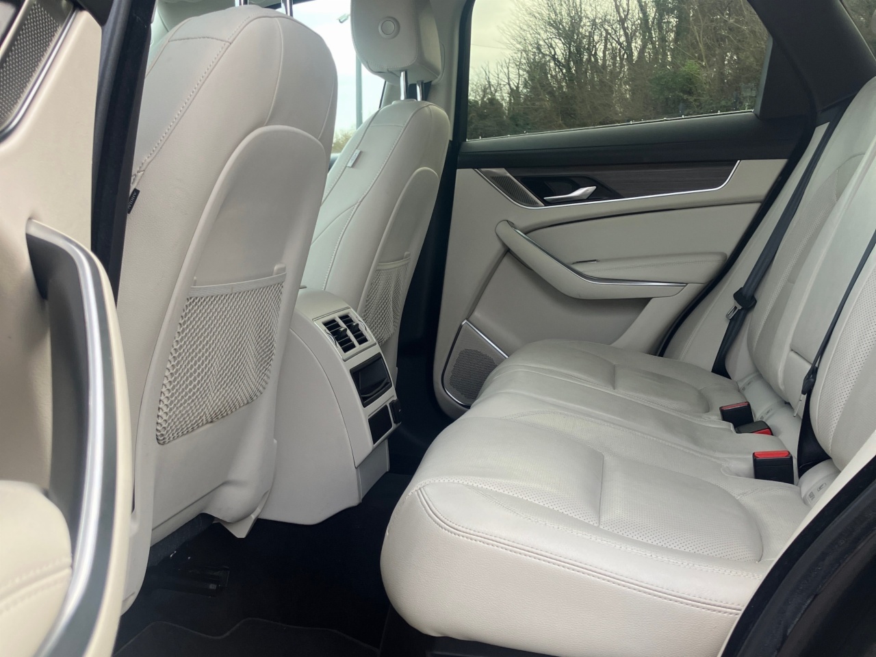 Jaguar F-Pace 2.0 I4 PHEV 404 PS AWD Auto S