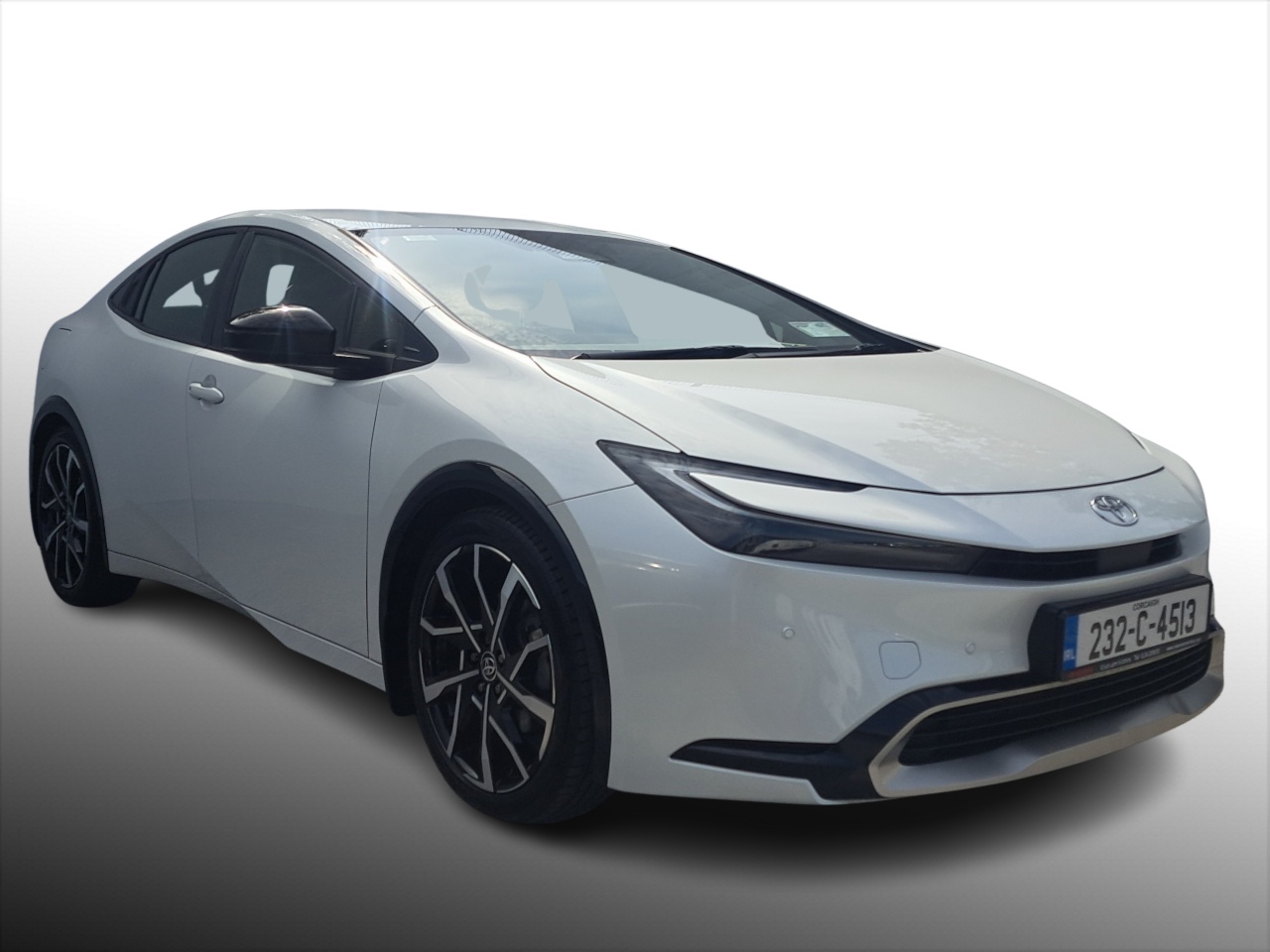 Toyota Prius PLUG IN HYBRID HUGE SPEC 
