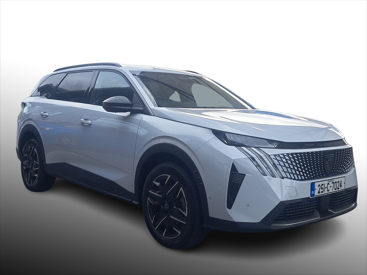 Peugeot 5008 1.2 Hybrid 136bhp E-DCS6 Allure