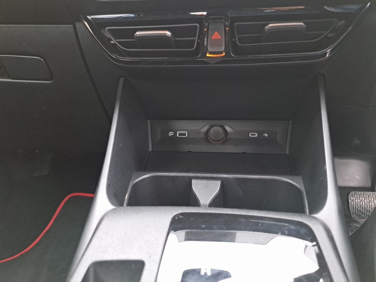 MG MG3 HYBRID AUTOMATIC / DEMONSTRATOR MODEL / SAVE OVER €3000