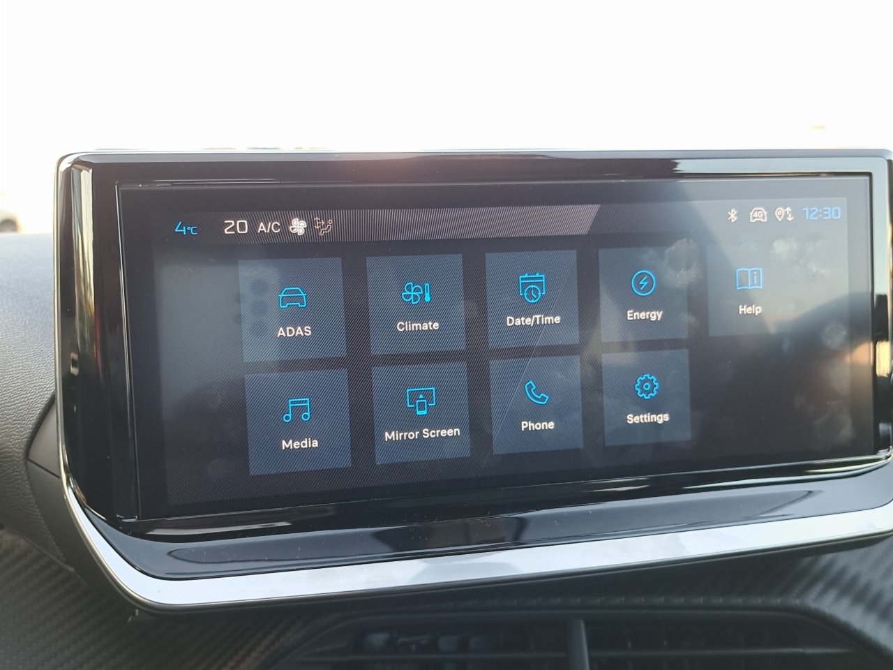 Peugeot 2008 Electric 156bhp (54 kWh) Allure