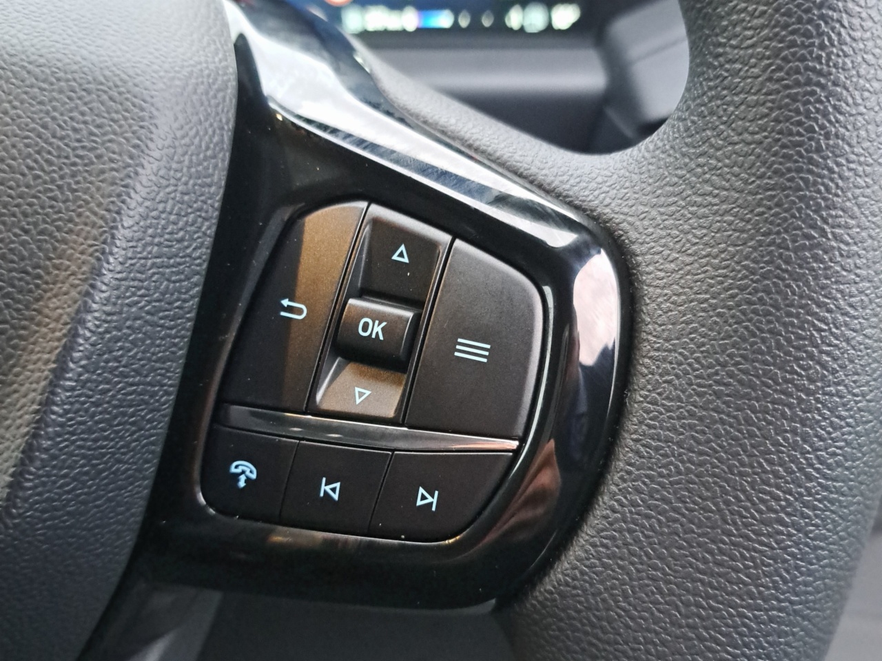 Ford Transit Custom LWB Leader