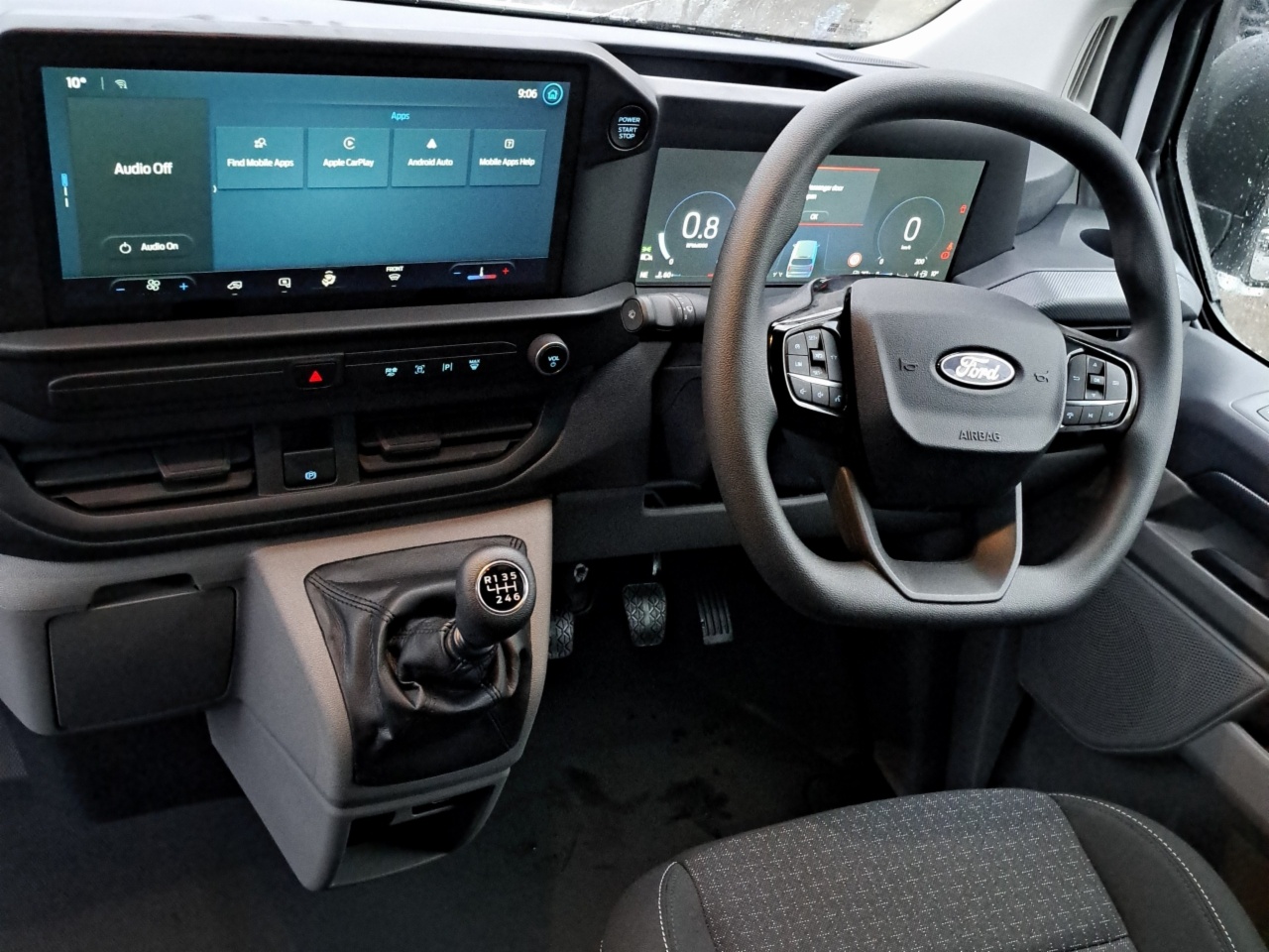 Ford Transit Custom LWB Leader