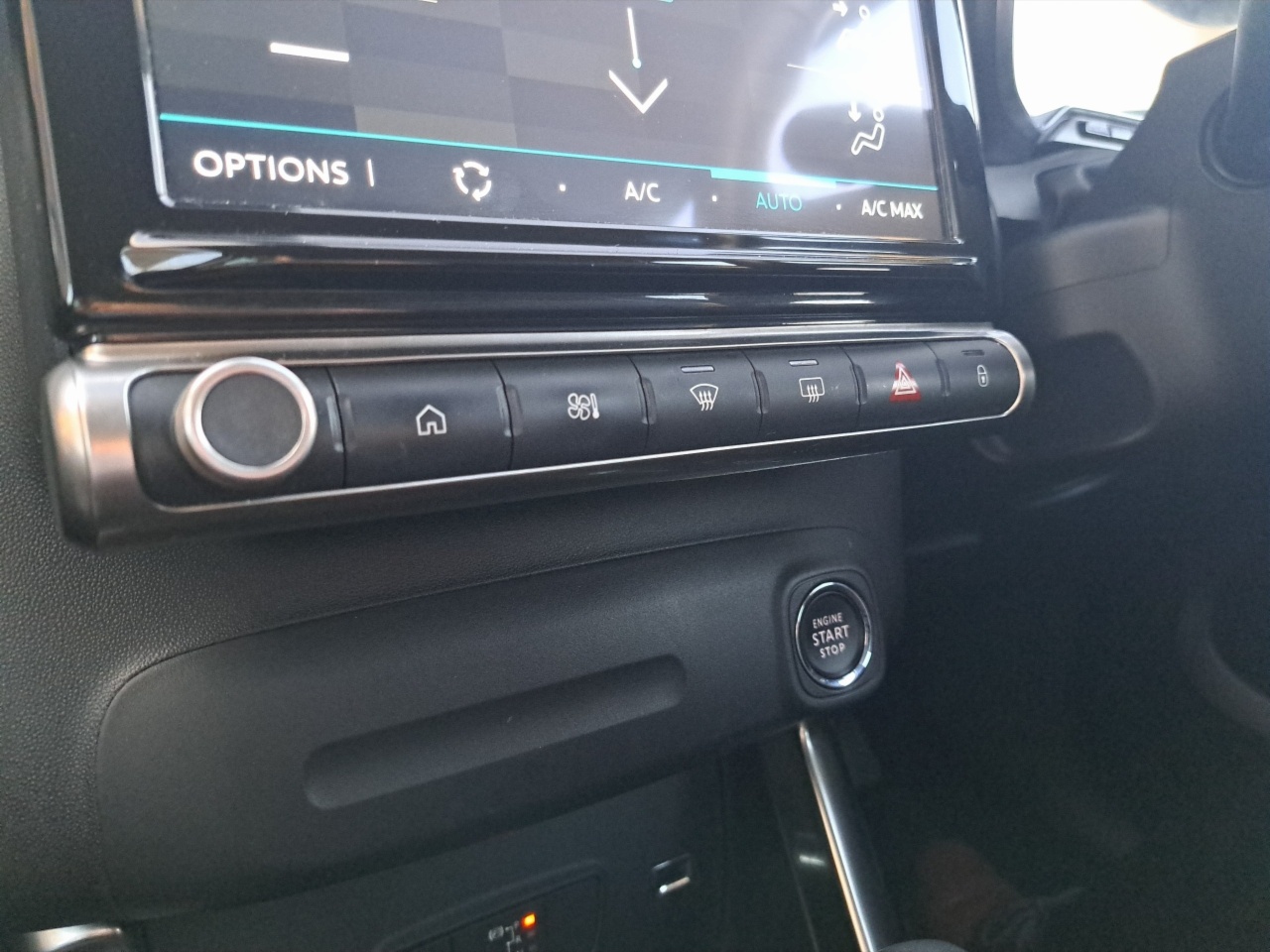 Citroen C3 Aircross FLAIR / 1.2 PETROL / AUTO / HUGE SPEC