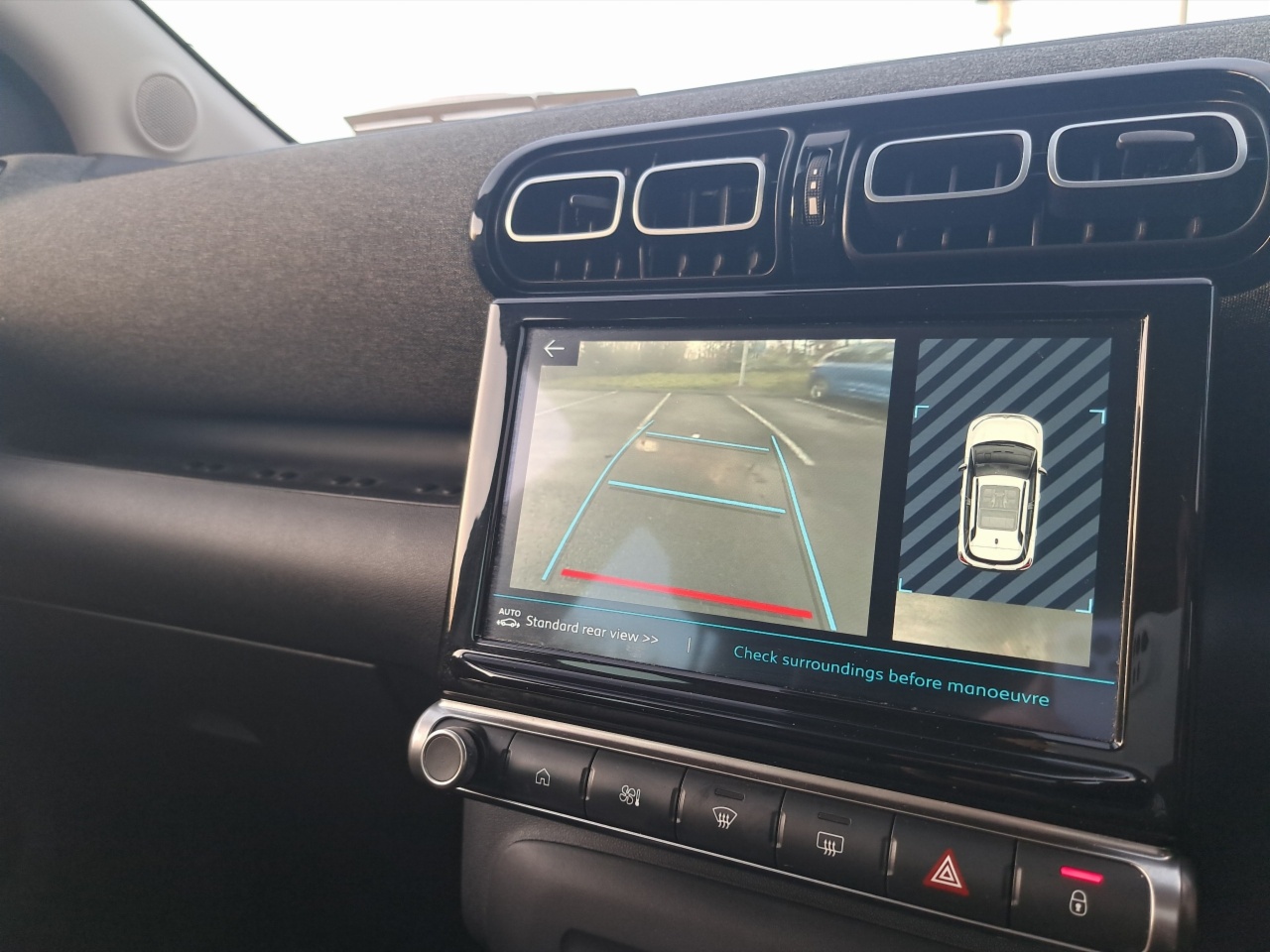 Citroen C3 Aircross FLAIR / 1.2 PETROL / AUTO / HUGE SPEC