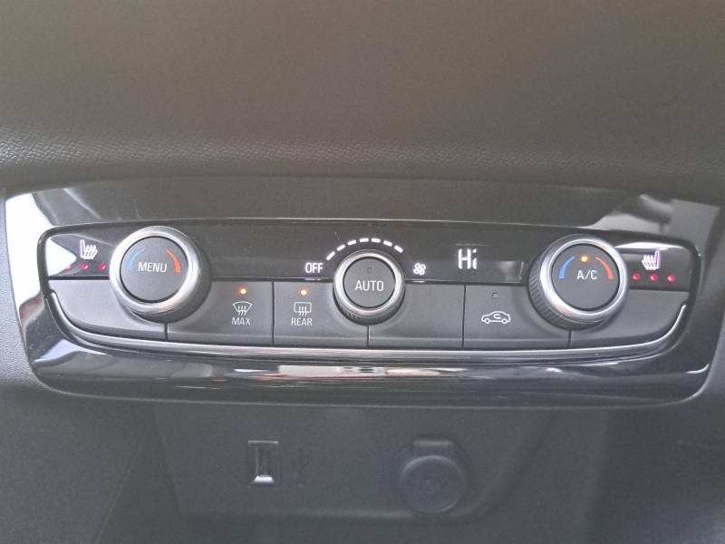 Opel Corsa Elite *Electric / VERY LOW MILEAGE**