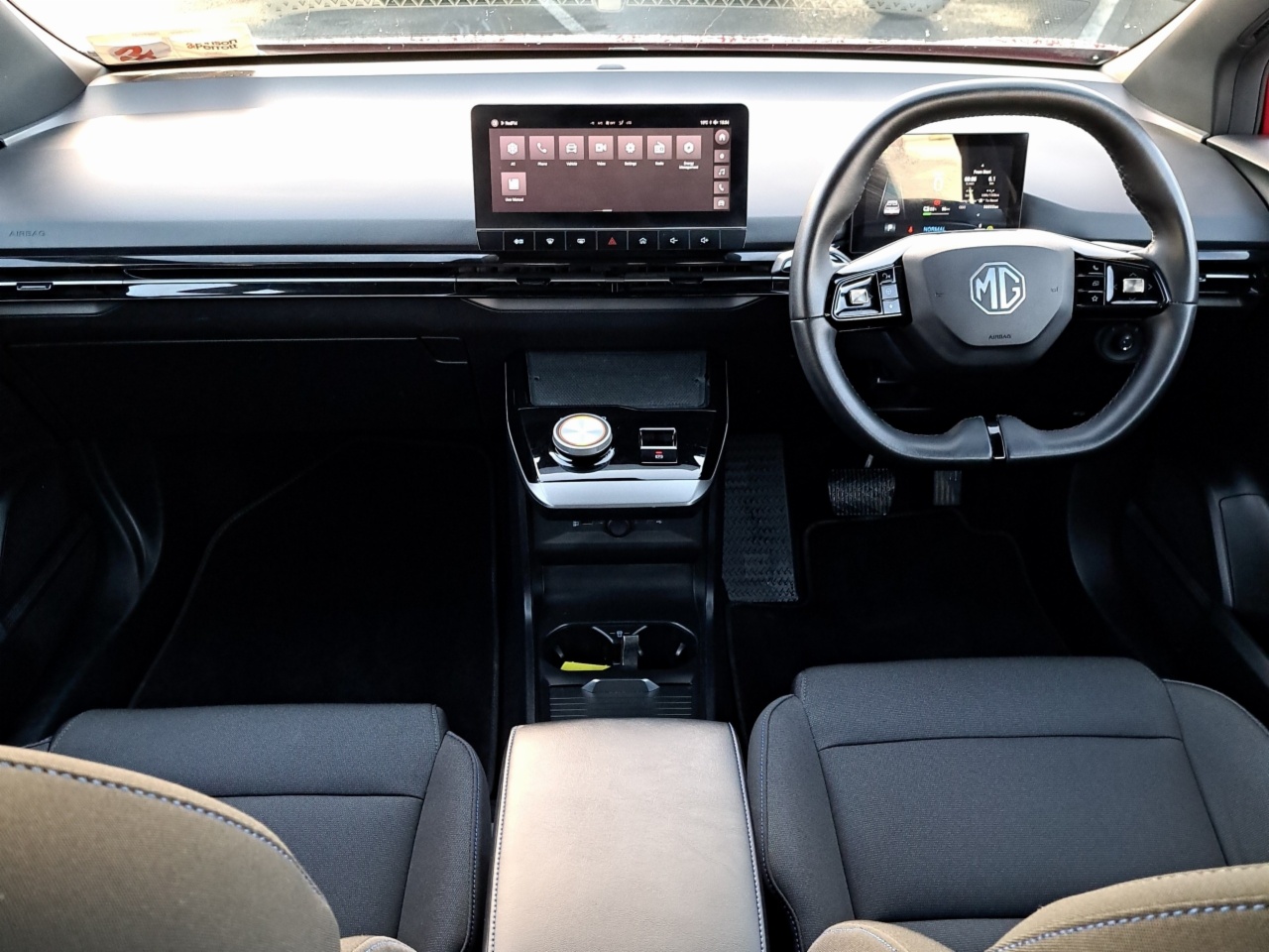 MG MG4 LONG RANGE LIKE NEW CONDITION