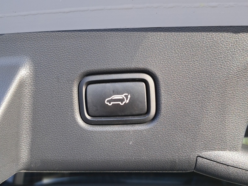 Hyundai Tucson Executive Plus PHEV **TINY MILEAGE / IN LIKE NEW CONDITION**