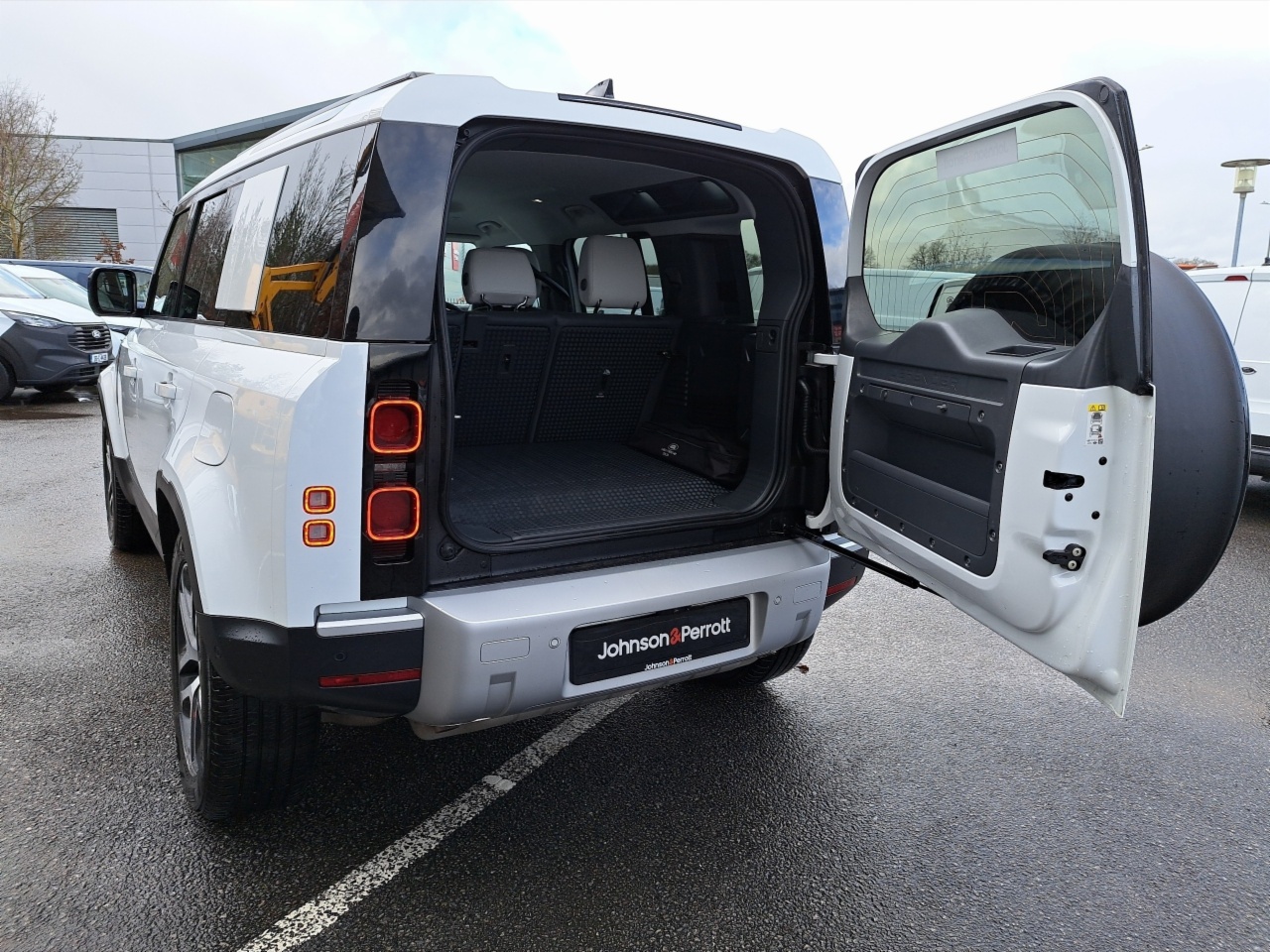 Land Rover Defender 110 PHEV 300 As New 