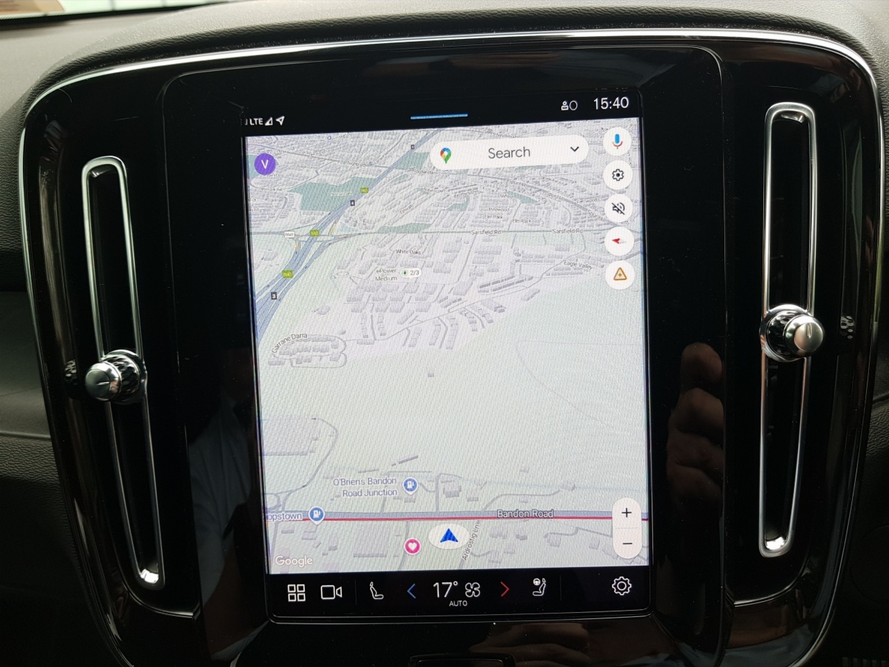 Volvo EX40 82 kWh 252bhp Extended Range Plus (Adaptive Cruise / BLIS / Heated Seats)